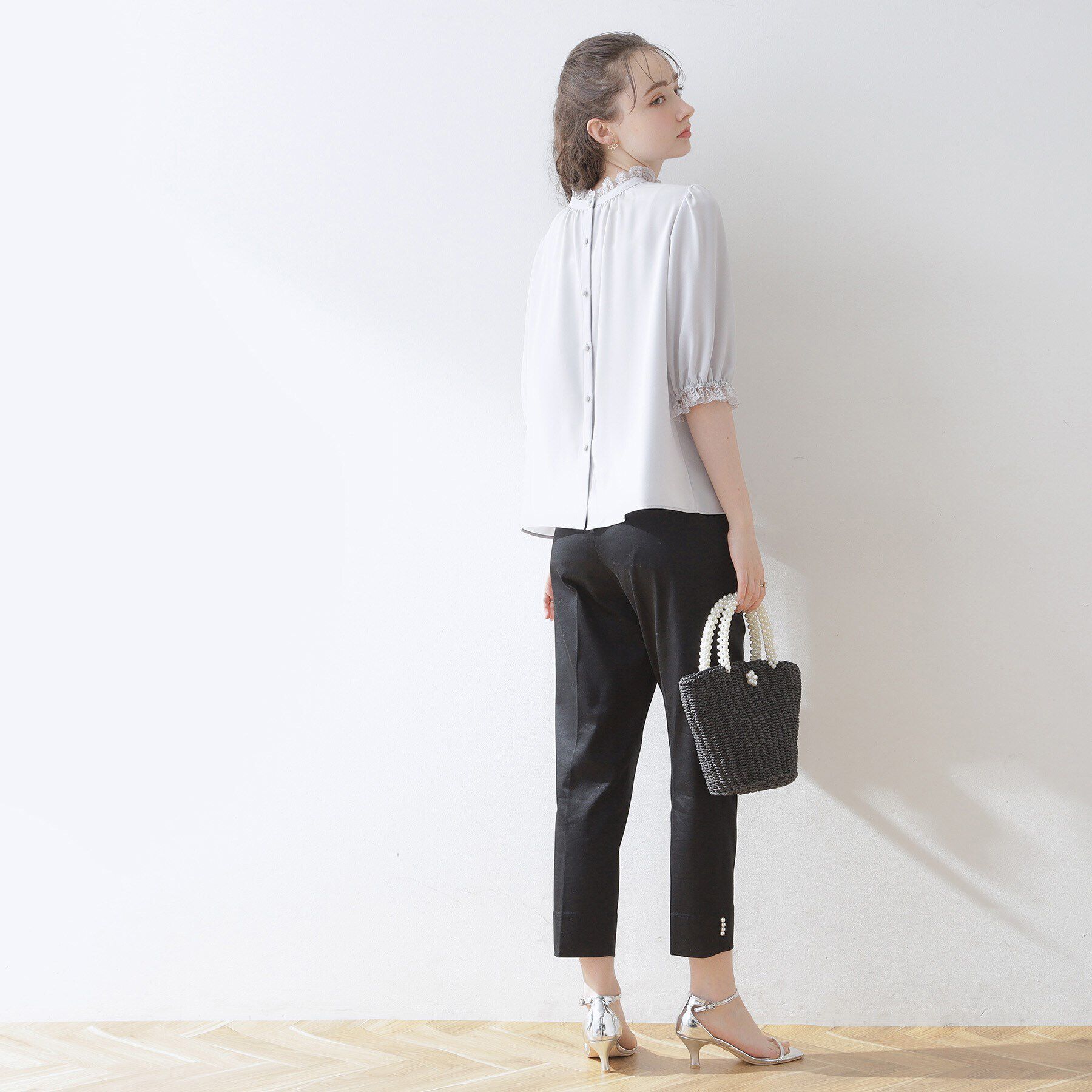 Couture broach「【上品華やか／二の腕カバー】5分袖エンブロレースブラウス」|シャツ・ブラウス|