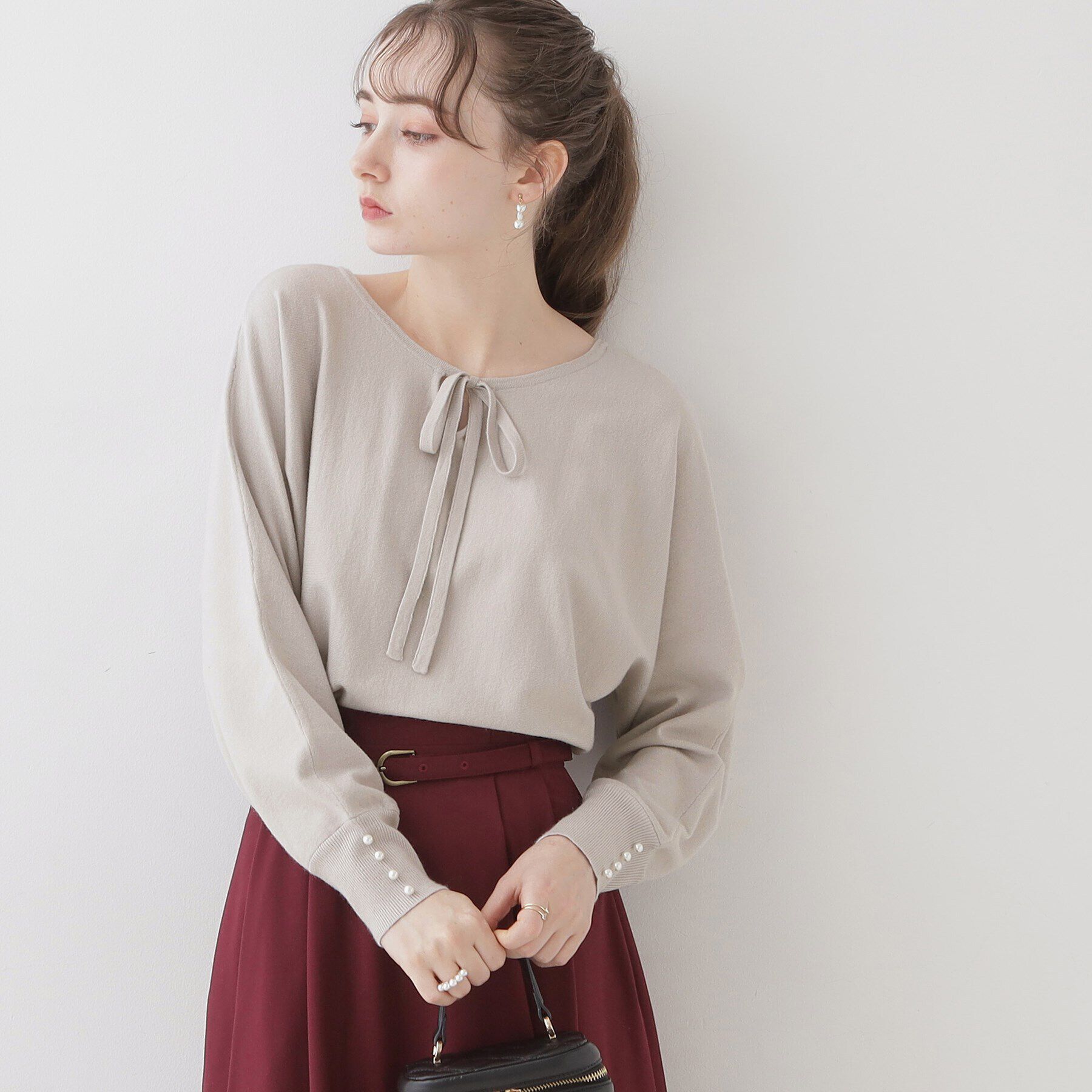 Couture broach「【美シルエットニット】リボン2WAYフェイクパール袖ドルマンニット」|ニット・セーター|