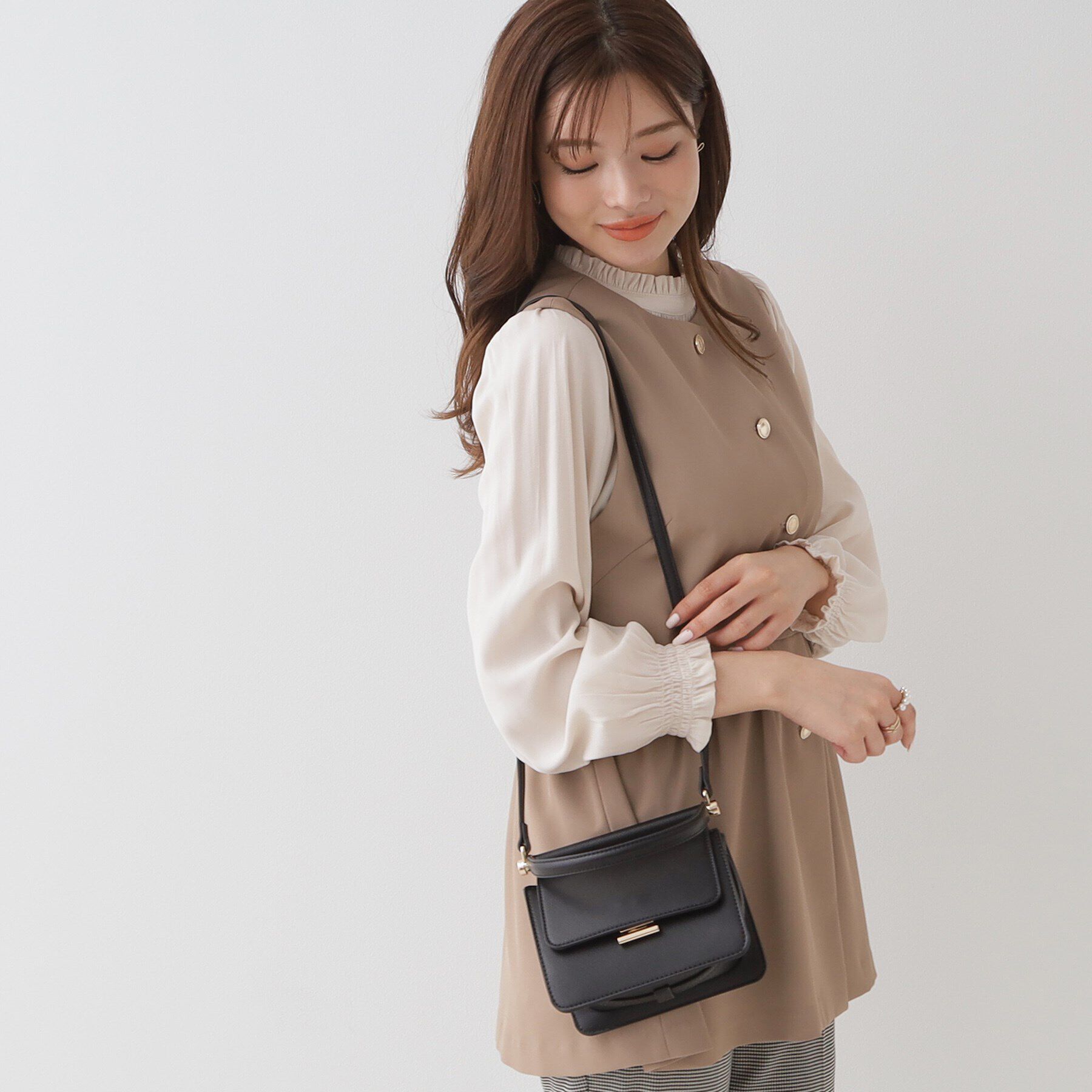 Couture broach「ゴールドパーツショルダーバッグ」|ショルダー・メッセンジャー|