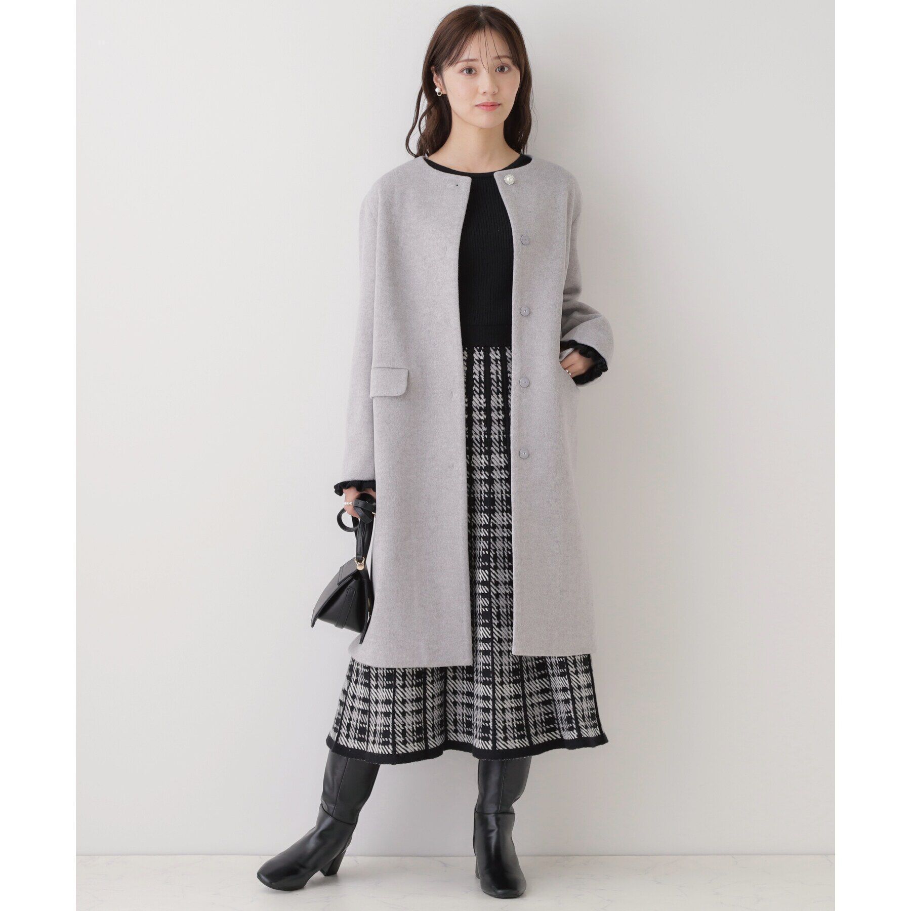 Couture broach「【プチプラ・華やかさを高める】ビジュー釦ロングコート」|ノーカラーコート|