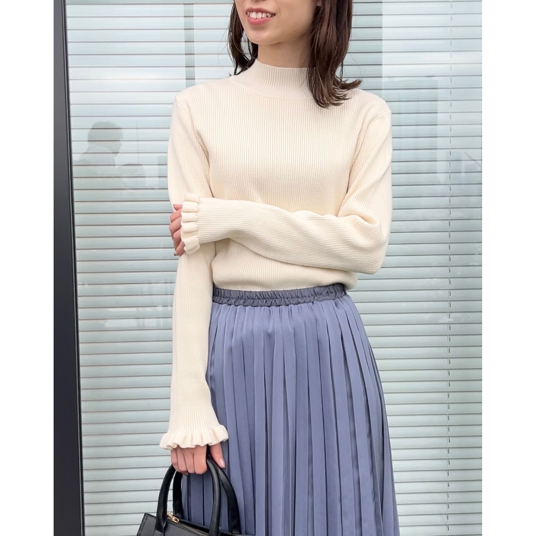 Couture broach「【プチプラ・フェミニンもカジュアルも】サステナブル　バックパール調プチフリルリブ」|ニット・セーター|