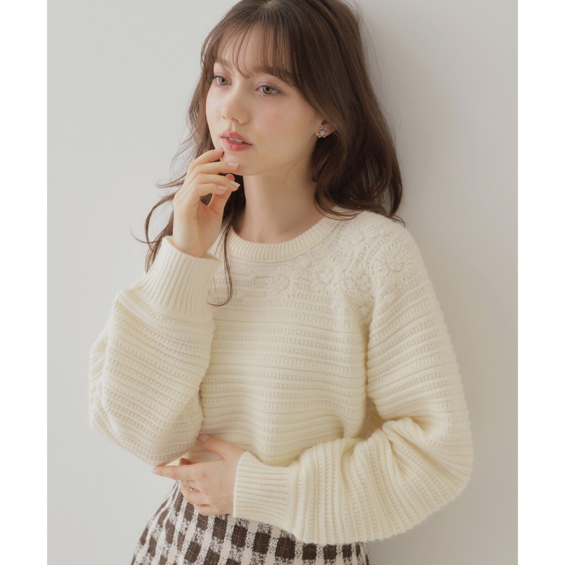 Couture broach「【レディな華やかニット】エンブロフラワーニット」|ニット・セーター|