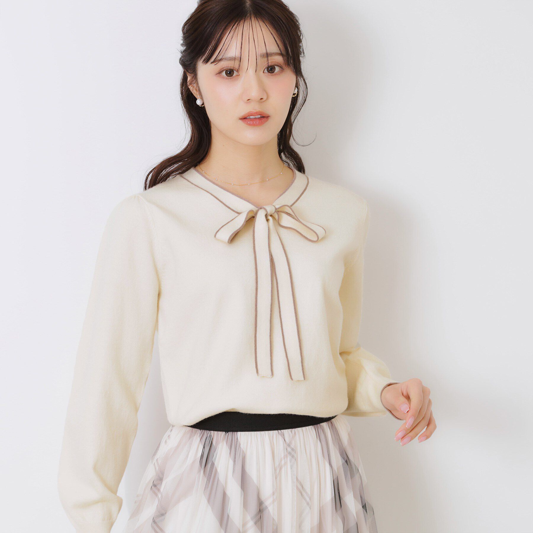 Couture broach「【レディライクな華奢見せニット】配色ラインリボンタイニット」|ニット・セーター|