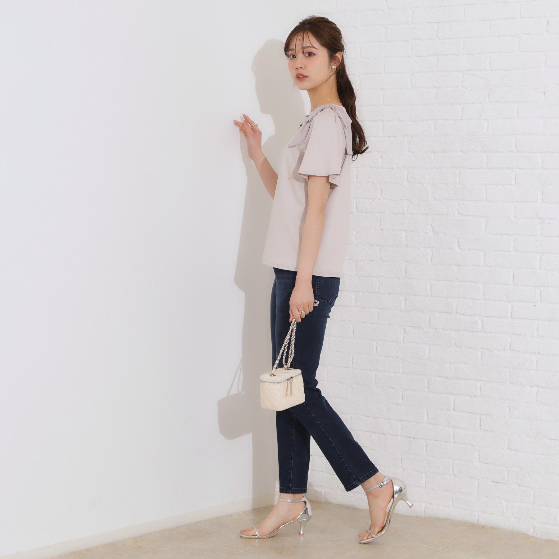 Couture broach「【リボン・マシンウォッシャブル・UV機能・接触冷感】肩リボントップス」|Tシャツ・カットソー|