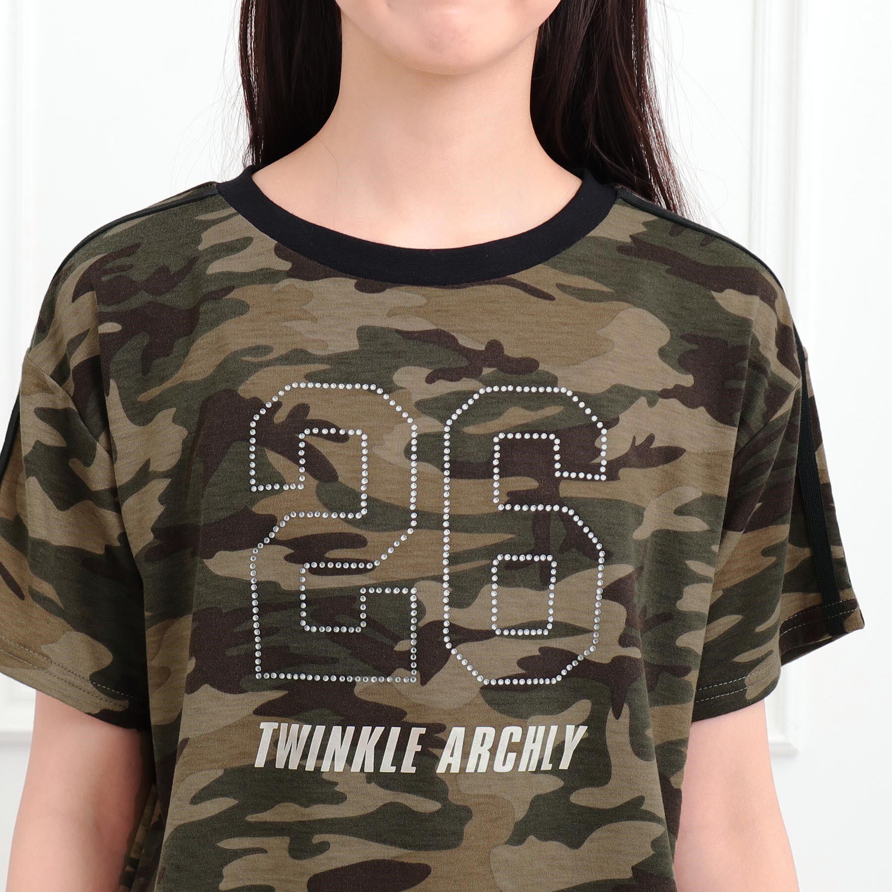 PINK-latte「ラインストーンナンバリングTシャツ」|Tシャツ・カットソー|