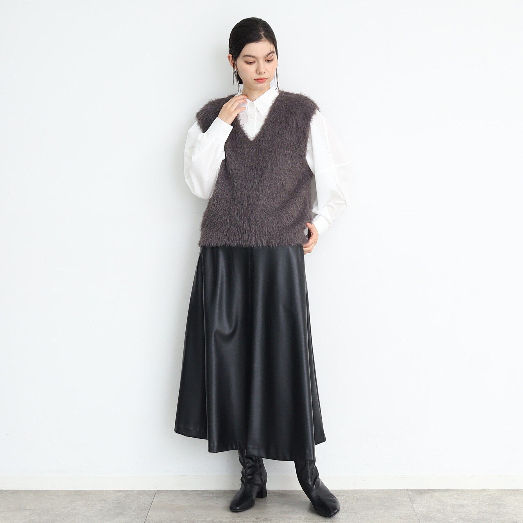 THE SHOP TK「【ヒルナンデス！で紹介】Vネックフェザーベスト/洗える」|ベスト・ジレ|