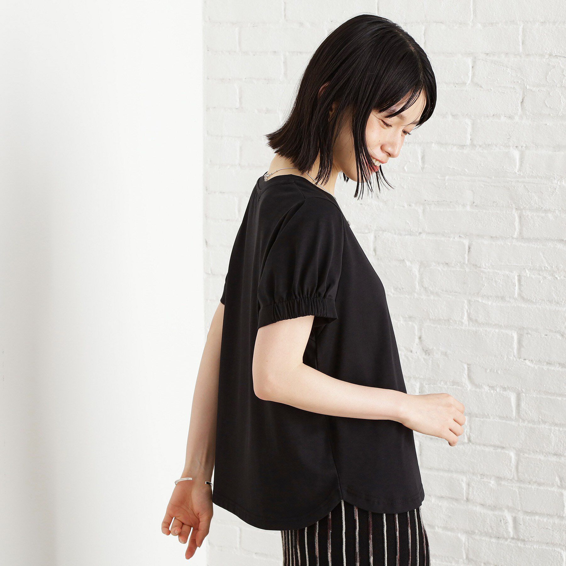 THE SHOP TK「袖タックTシャツ【接触冷感/毛玉になりにくい/UV】」|Tシャツ・カットソー|