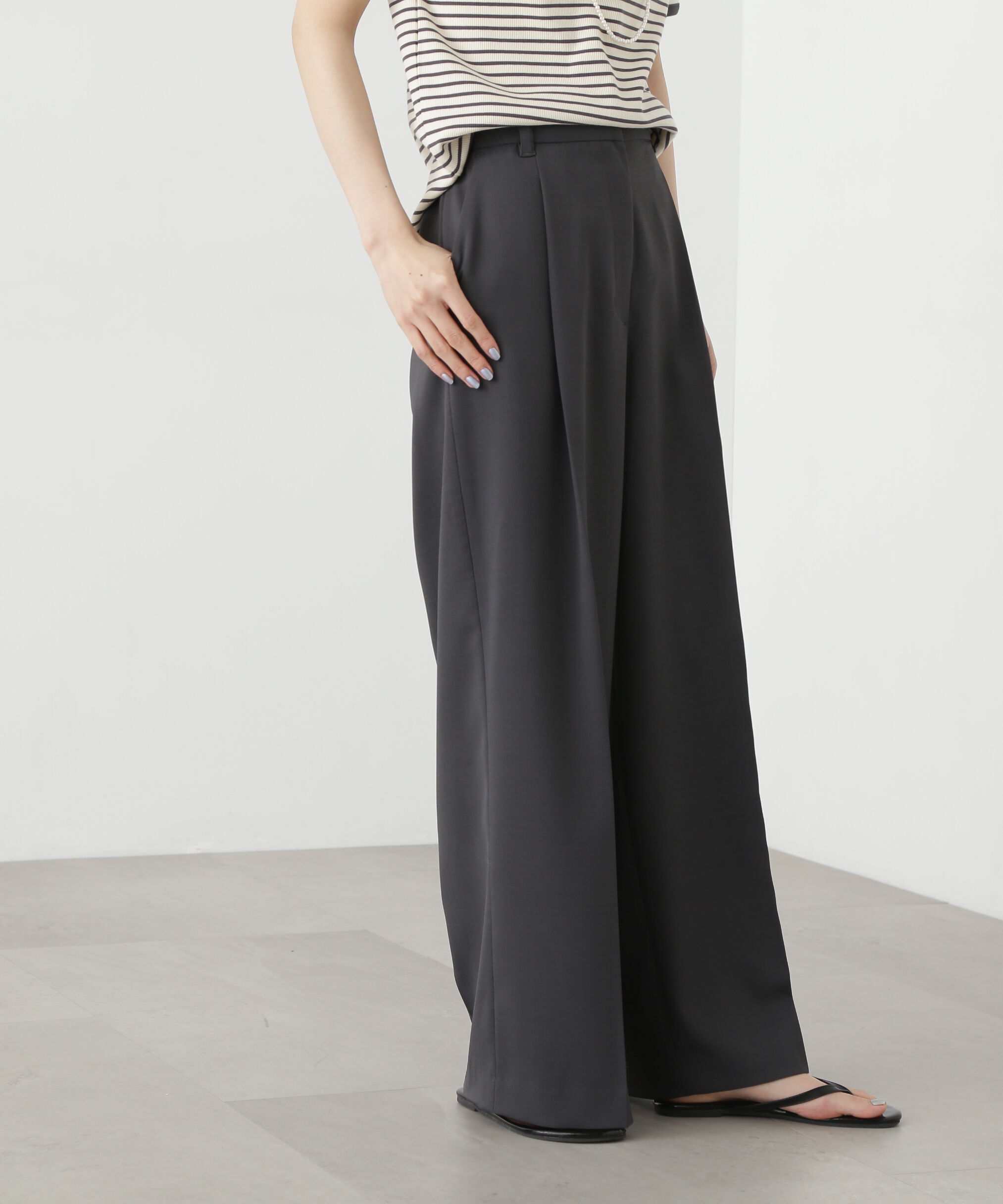  「ライトタックワイドパンツ」|その他|