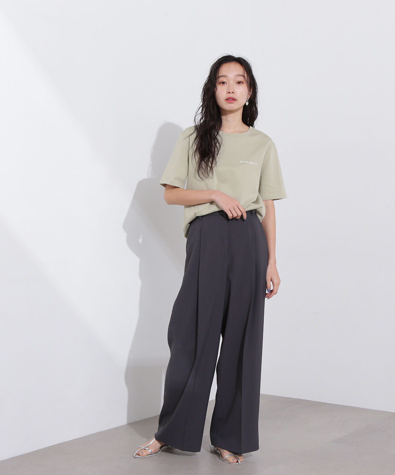  「ライトタックワイドパンツ」|その他|