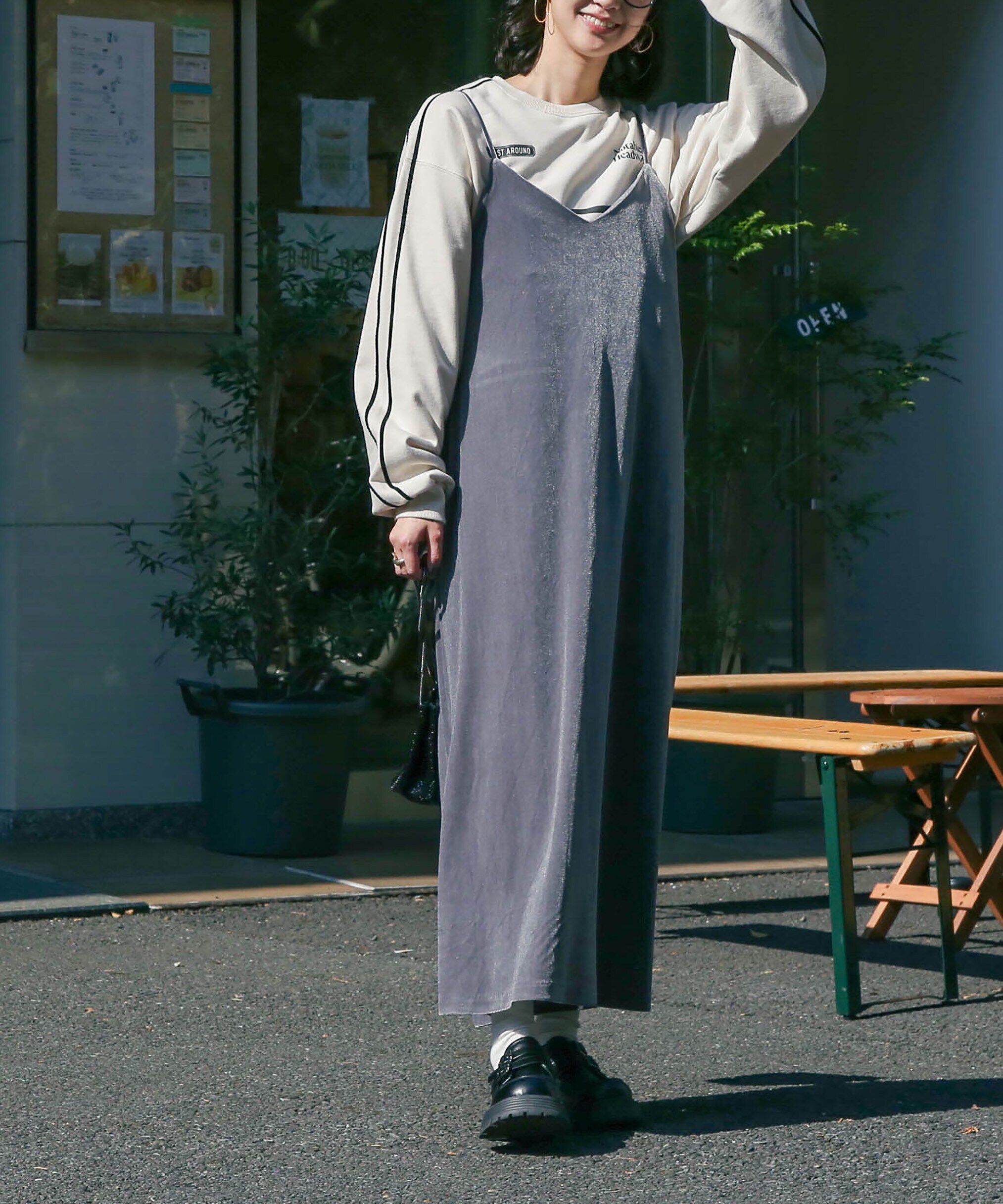  「ナローベロアVネックキャミワンピース」|ワンピース|