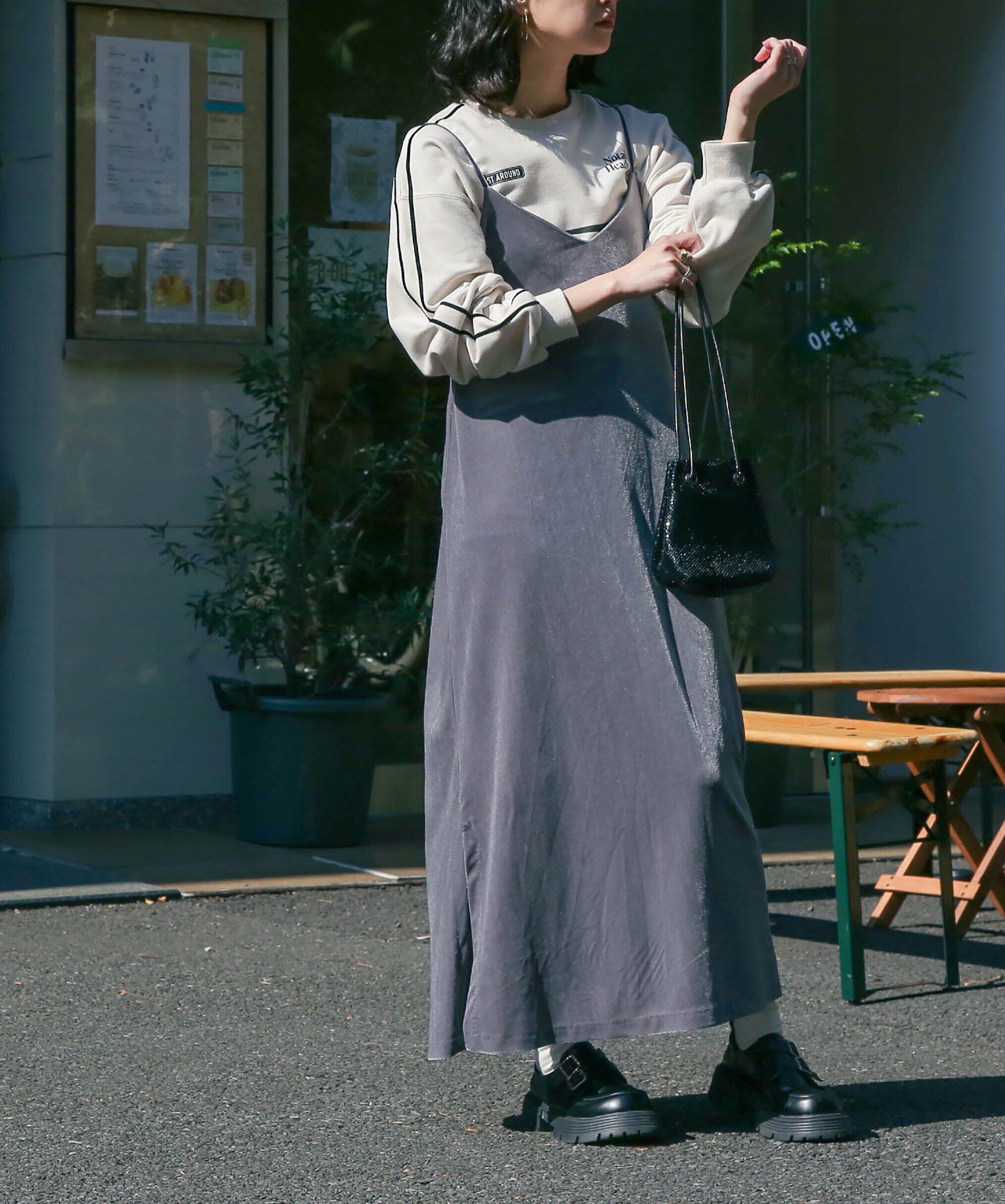  「ナローベロアVネックキャミワンピース」|ワンピース|