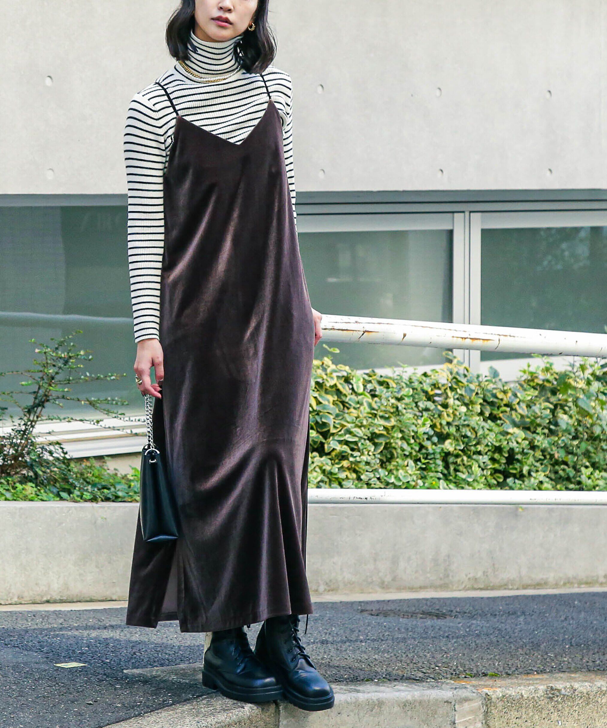  「ナローベロアVネックキャミワンピース」|ワンピース|