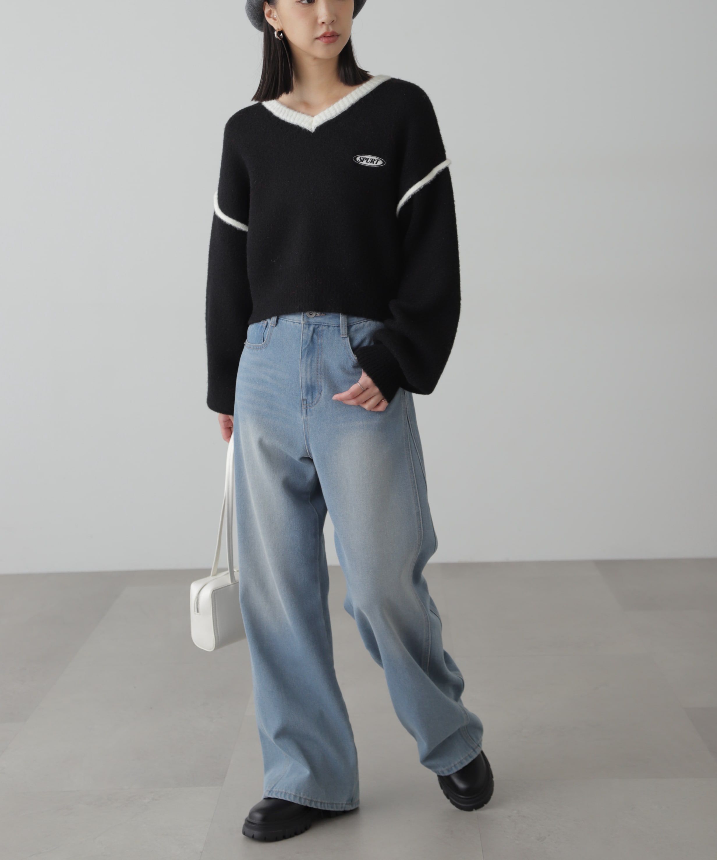  「Vネック配色ショート丈ニット」|ニット・セーター|