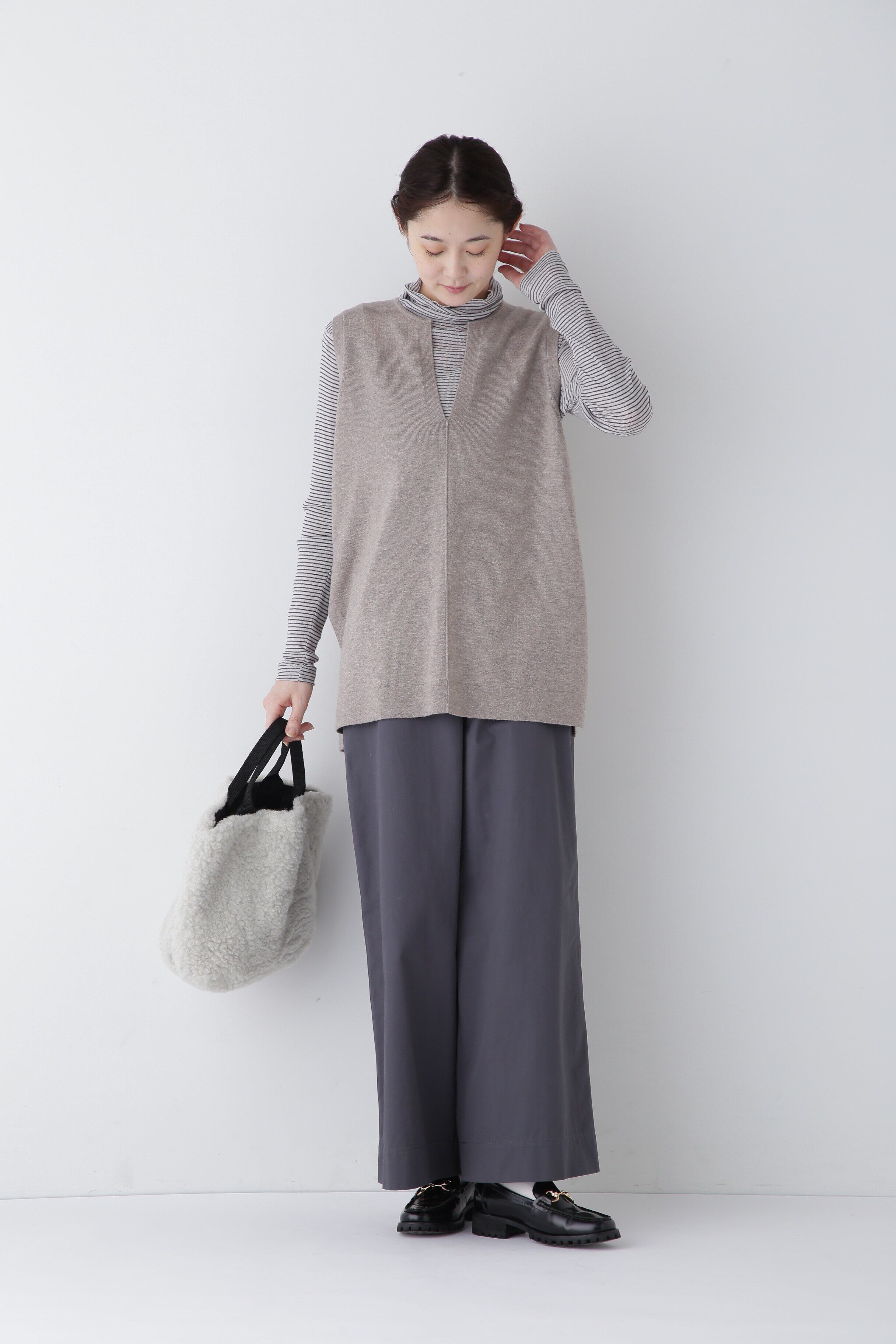  「◆キーネックミドル丈ニットベスト」|ニット・セーター|