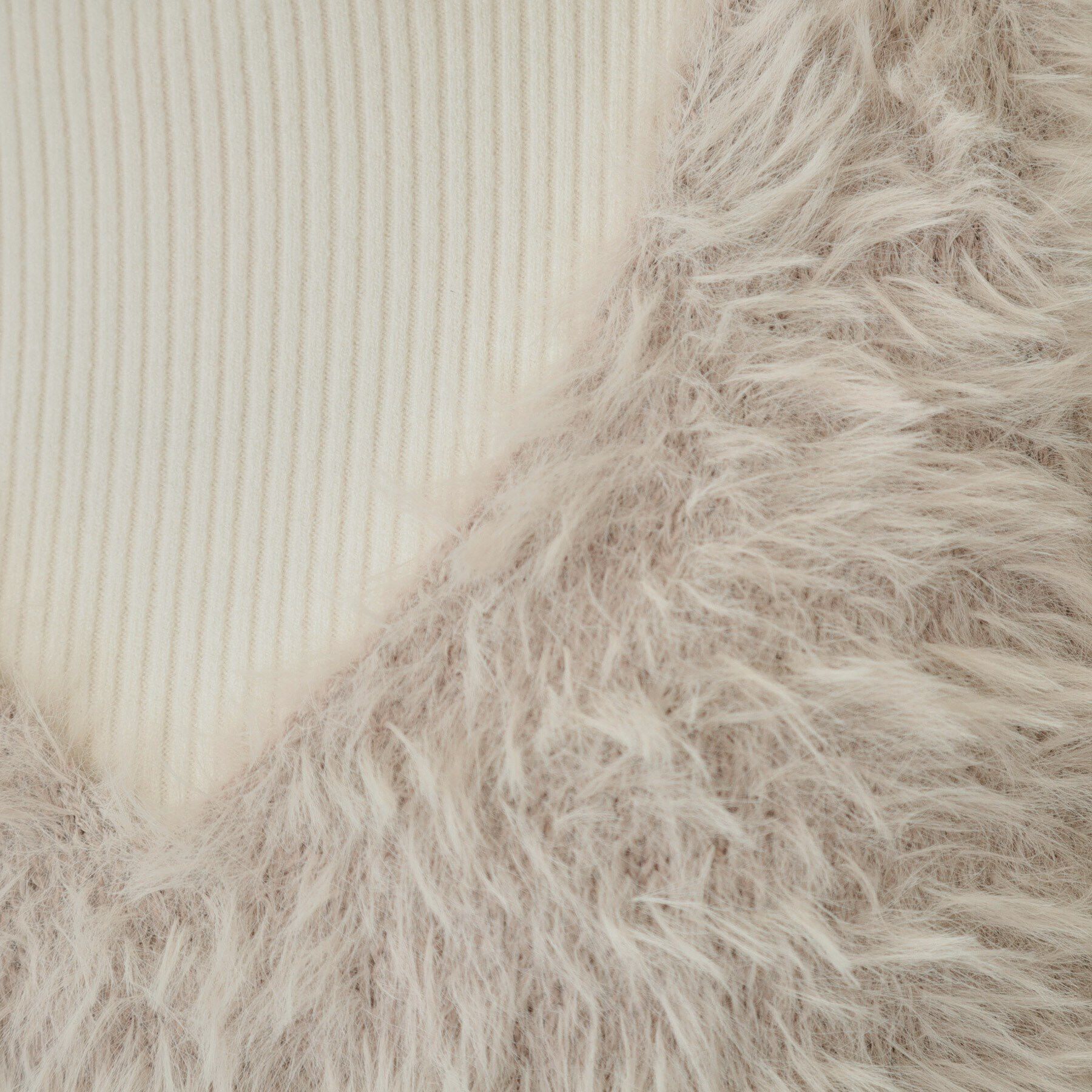 SHOO･LA･RUE「【S-LL/2点セット】大人のフェミニンカジュアルに　フェザー調ベスト+リブニット」|ニット・セーター|