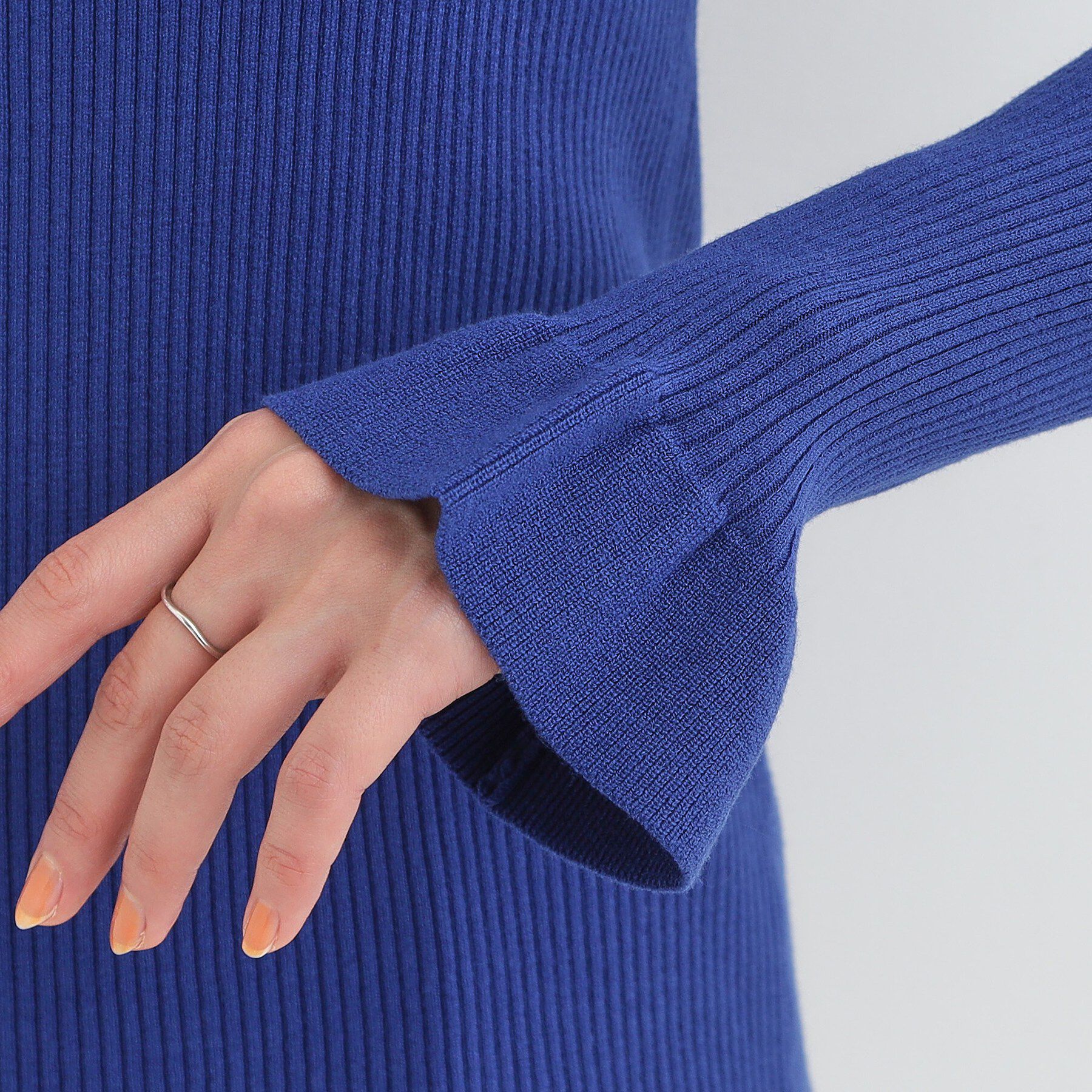 SHOO･LA･RUE「【洗濯機可/S-LL】フリル使いが上品な やわらかリブニット」|ニット・セーター|