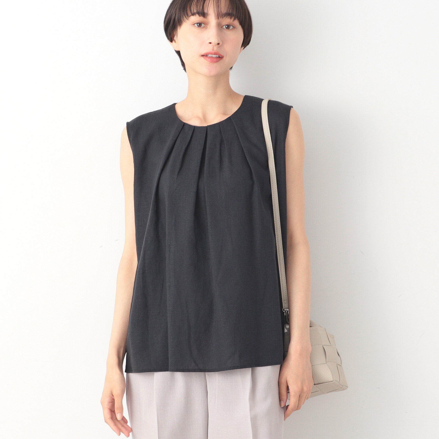 Dessin「フロントタックノースリーブブラウス」|シャツ・ブラウス|ブラック(019)