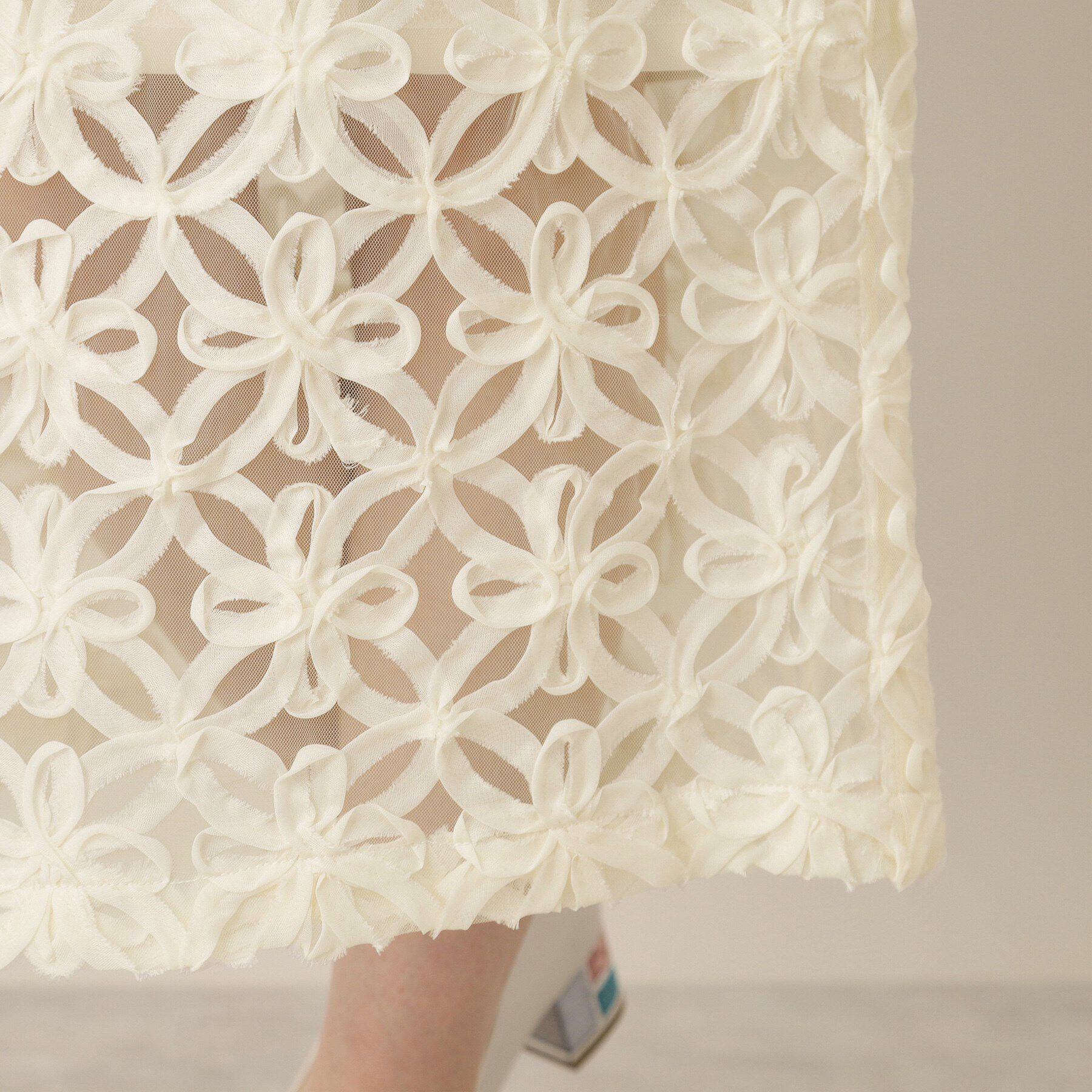 ITS&rsquo;DEMO「【手洗い可／ウエスト総ゴム】花チュールタイトスカート」|スカート|