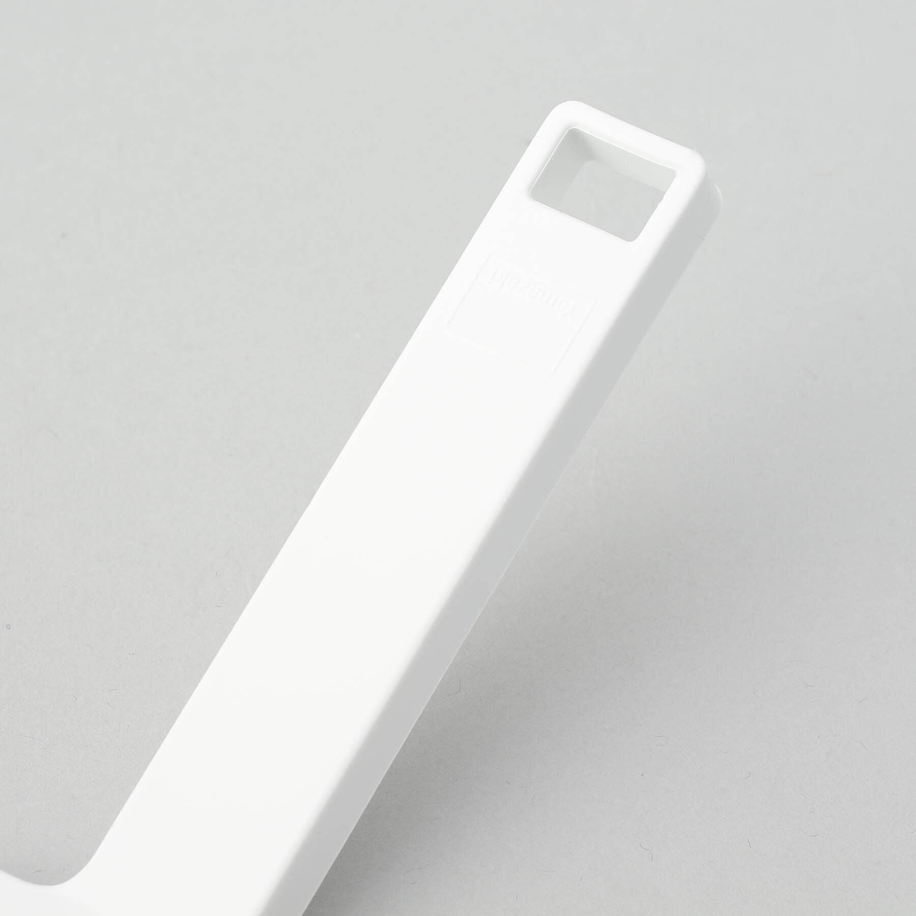 212 KITCHEN STORE「マグネットハンドル付シリコーンスポンジ WH 山崎実業 ＜tower タワー＞」|食器・キッチングッズ|