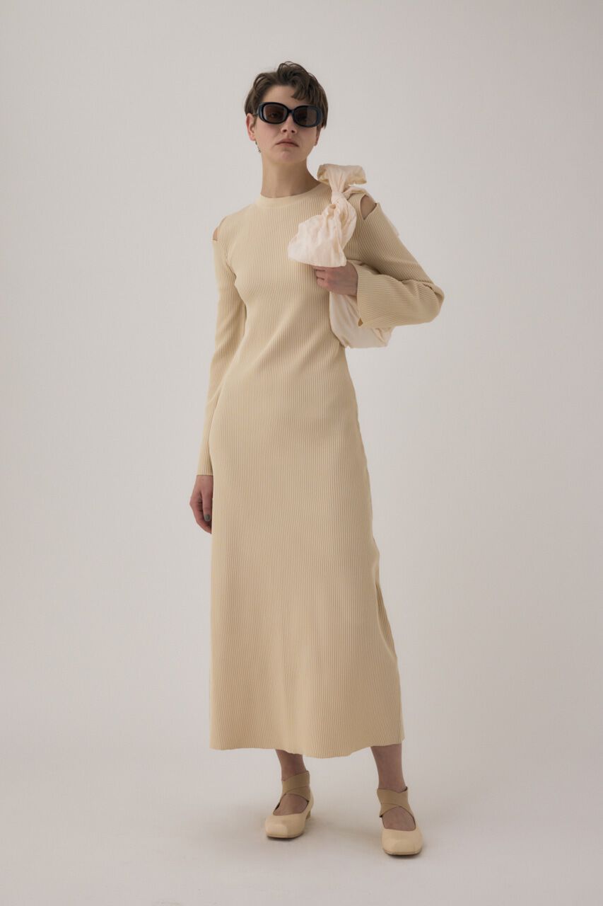 MOUSSY「リサイクルポリエステル使用オープンショルダーニットドレス」|ワンピース|IVOY3