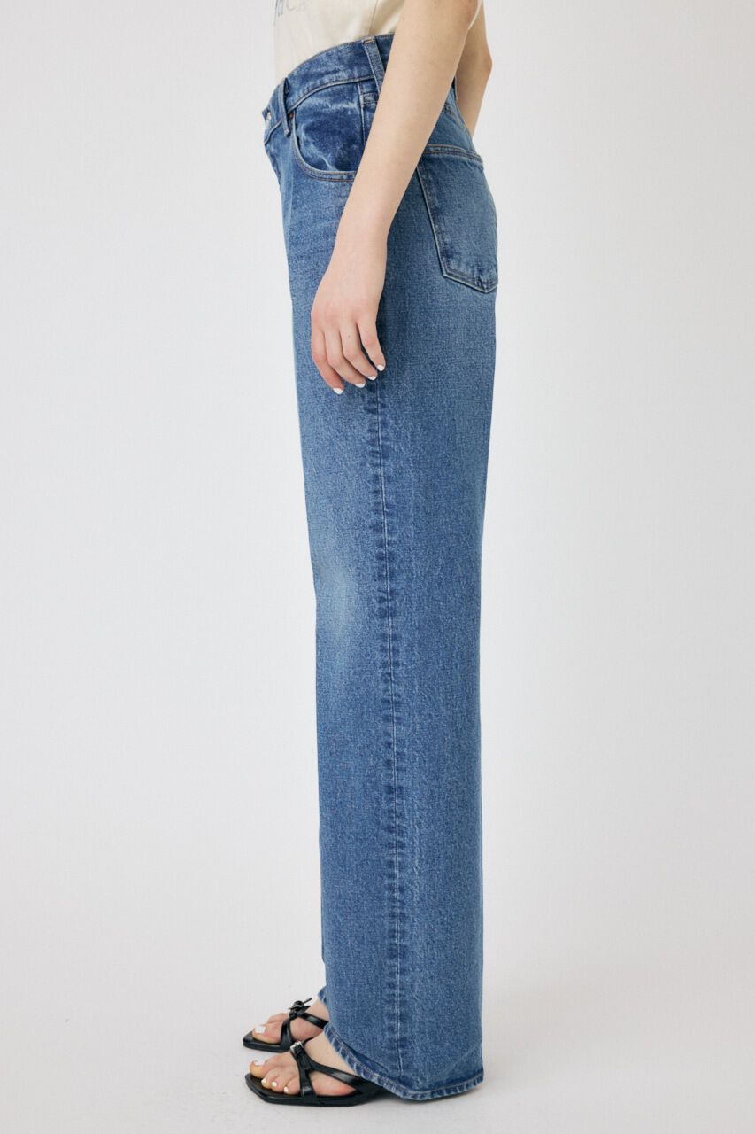 MOUSSY「MVS CENTER PRESS ストレートデニム」|デニム|