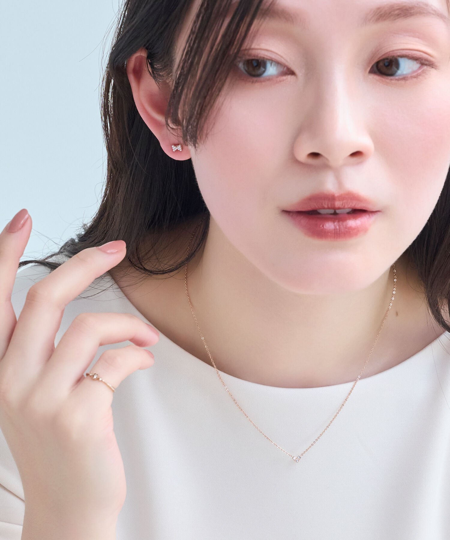 Phoebe「【金属アレルギー対応】スリービジューミニハートネックレス」|ネックレス|