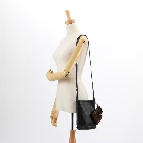 銀座かねまつ「S22451OTH　【本革】ミニショルダーバッグ」|ポーチ|