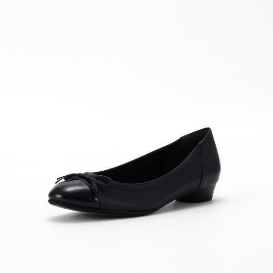 銀座かねまつ「SI240232SHPENADBL 【定番】【本革】バレエパンプス」|パンプス|ダークブルー