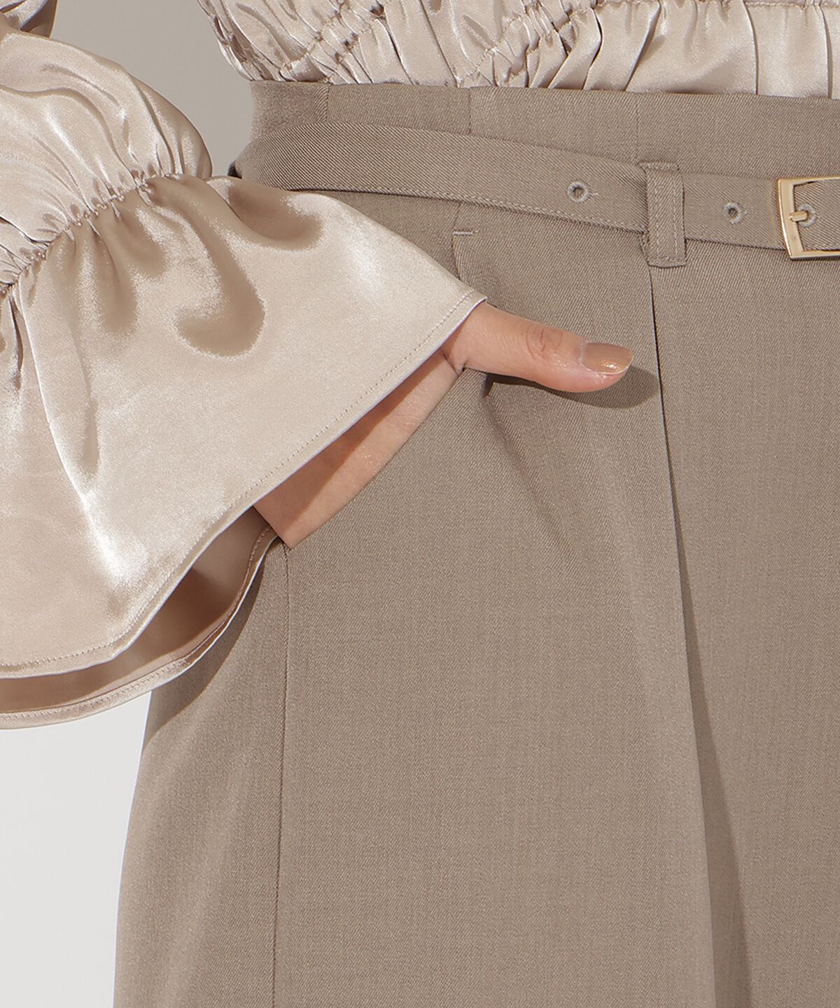 アンドクチュール「ベルト付きタックワイドパンツ」|その他|