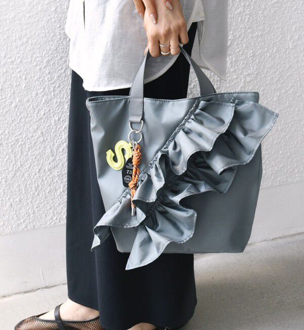 SHIPS for women「【WEB限定】チャーム 付き フリル トート」|トートバッグ|