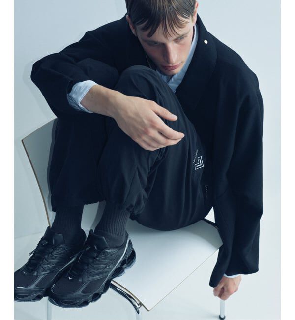 EDIFICE「MIZUNO(ミズノ) WAVE PROPHECY LS 別注 "MONOTONE CINEMA"」|スニーカー|