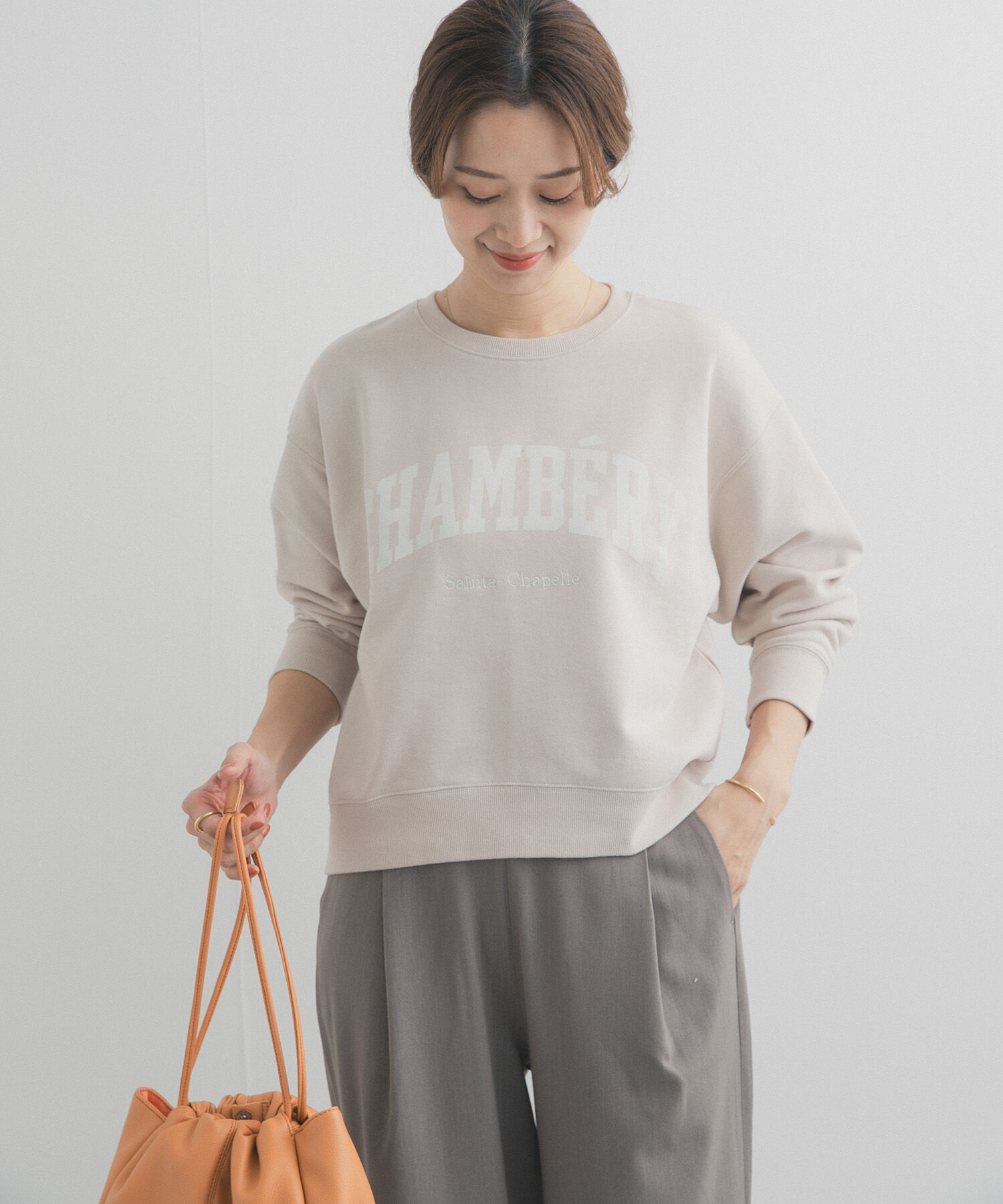 URBAN RESEARCH DOORS「カレッジロゴ刺繍スウェット」|スウェット・ジャージ|