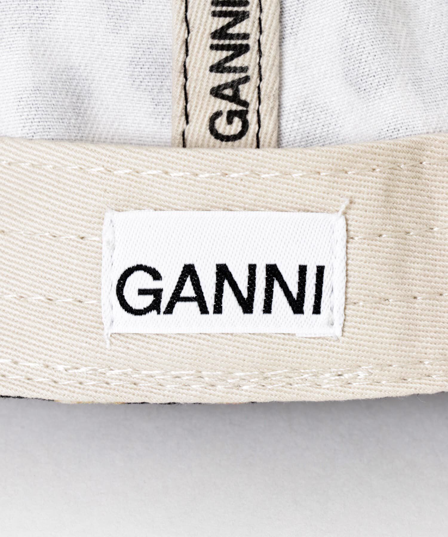 URBAN RESEARCH「GANNI　WASHED COTTON CANVAS CAP」|キャップ・キャスケット|