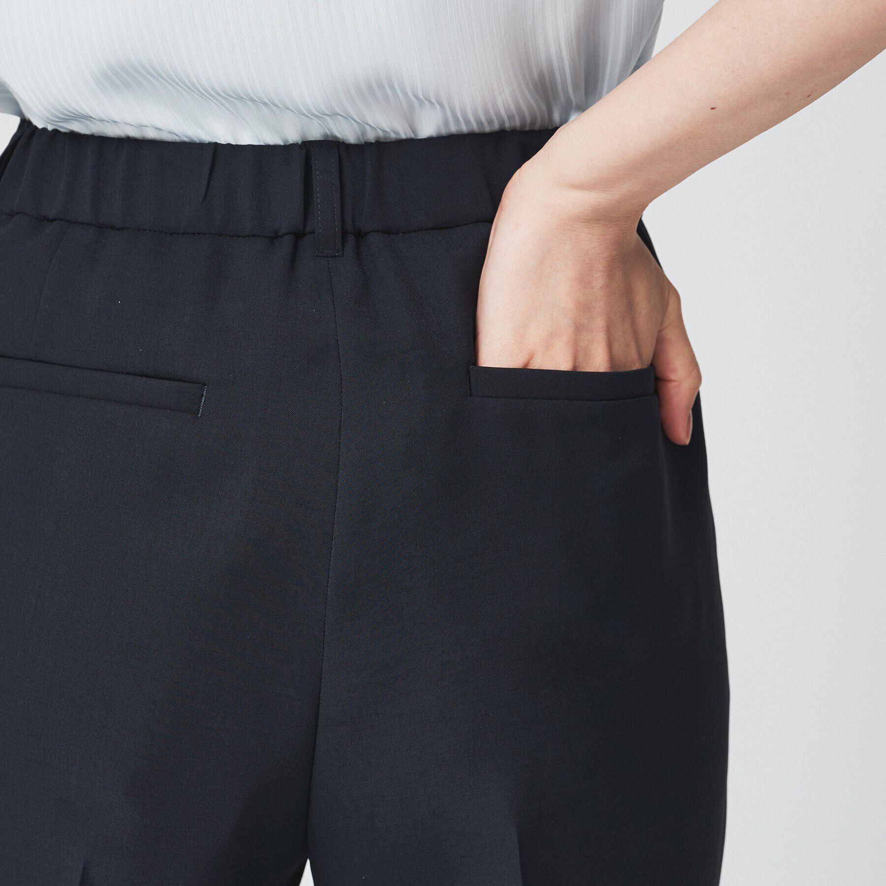 UNTITLED「【通勤スーツ/入卒/セレモニー】ライトウェイト テーパードパンツ」|その他|