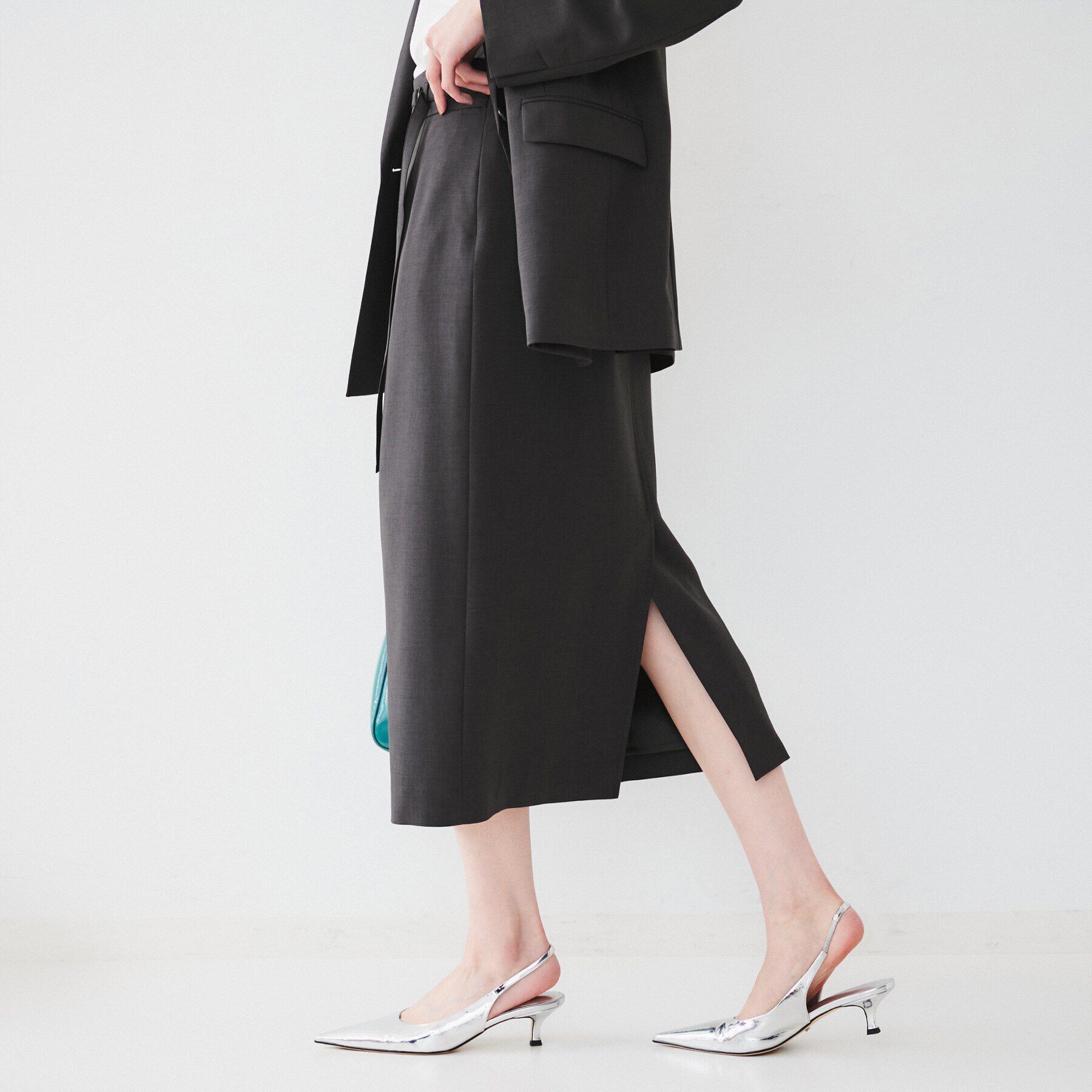 UNTITLED「【接触冷感/UV/セットアップ可能】ライトウェイト ナロースカート」|スカート|