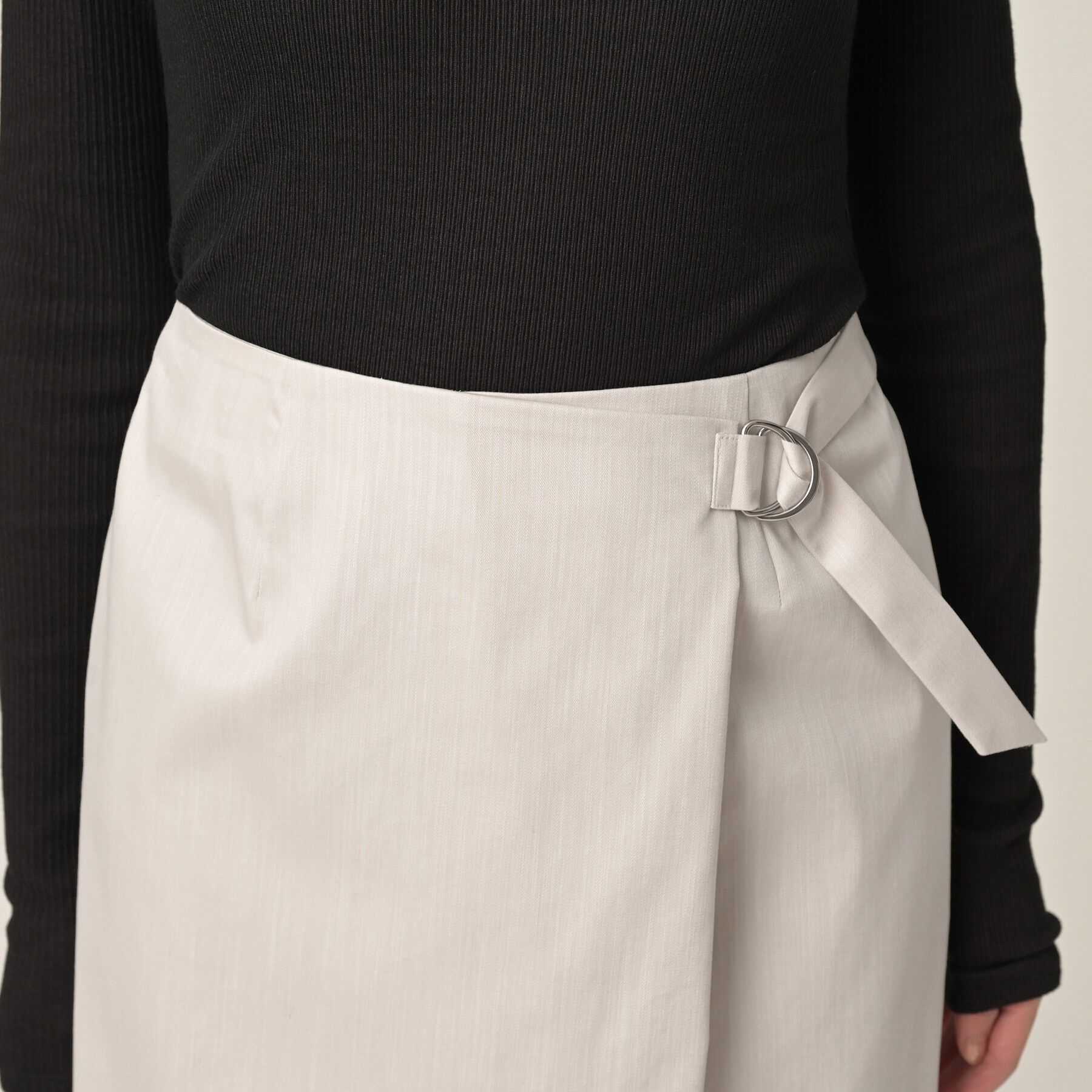 UNTITLED「【洗える/後ろウエストゴム】デニム調シャンブレーナロースカート」|スカート|