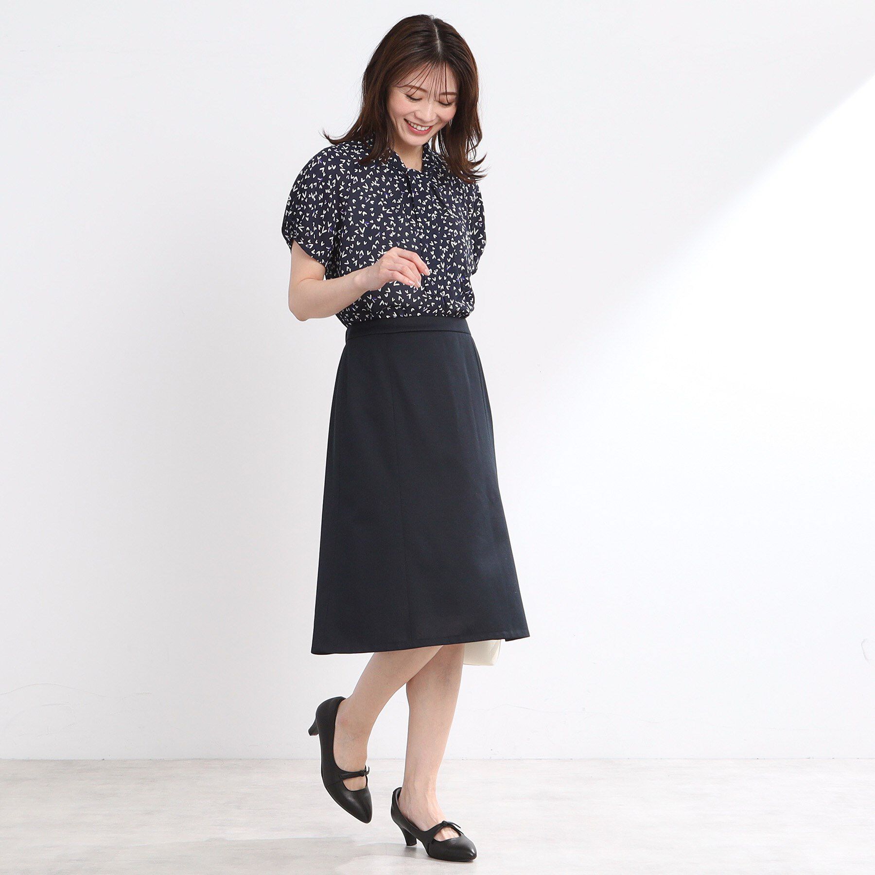 Reflect「【マシンウォッシュ可／セットアップ可】ボウタイプリントブラウス」|シャツ・ブラウス|