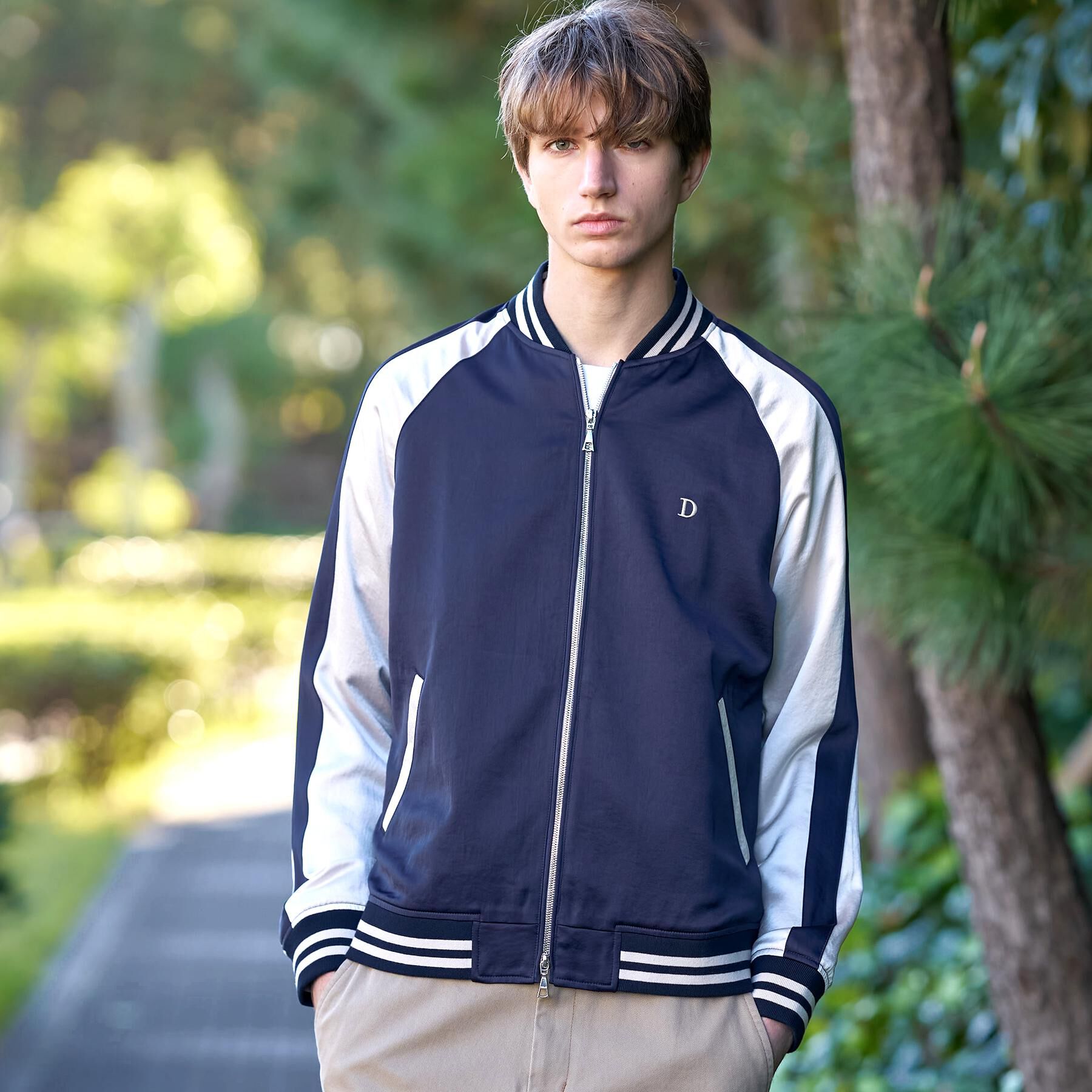 DRESSTERIOR「ラビット刺繍 スカジャン」|ブルゾン・スタジャン|ブルー(093)