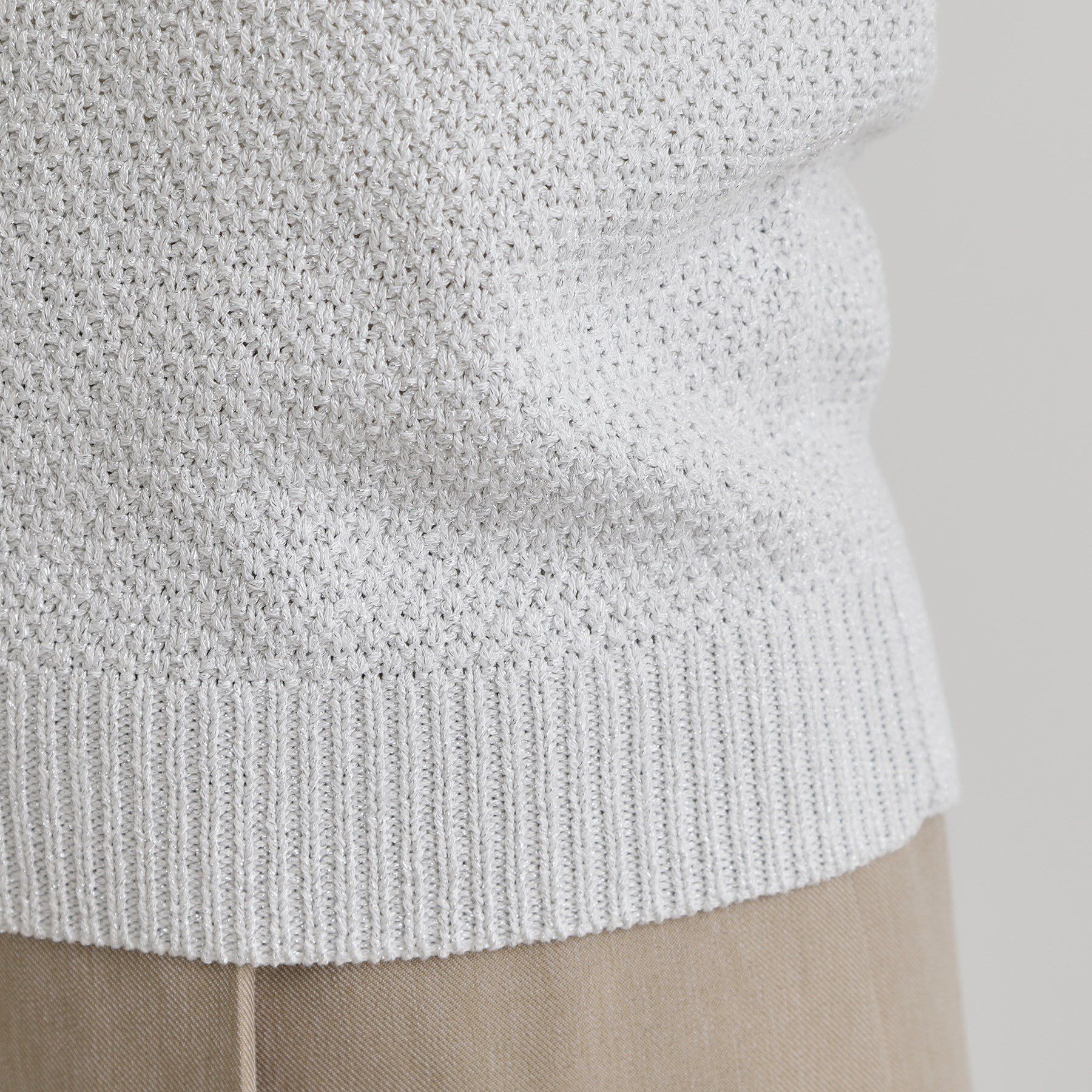 grove「ラメの上品な輝きが魅力 ラメカノコスリーブレスニット」|ニット・セーター|