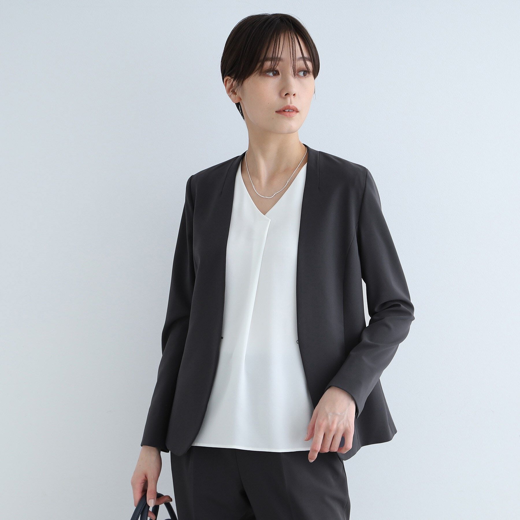 INDIVI「【定番スーツ/洗える/UVケア】ストレッチノーカラージャケット」|スーツ|