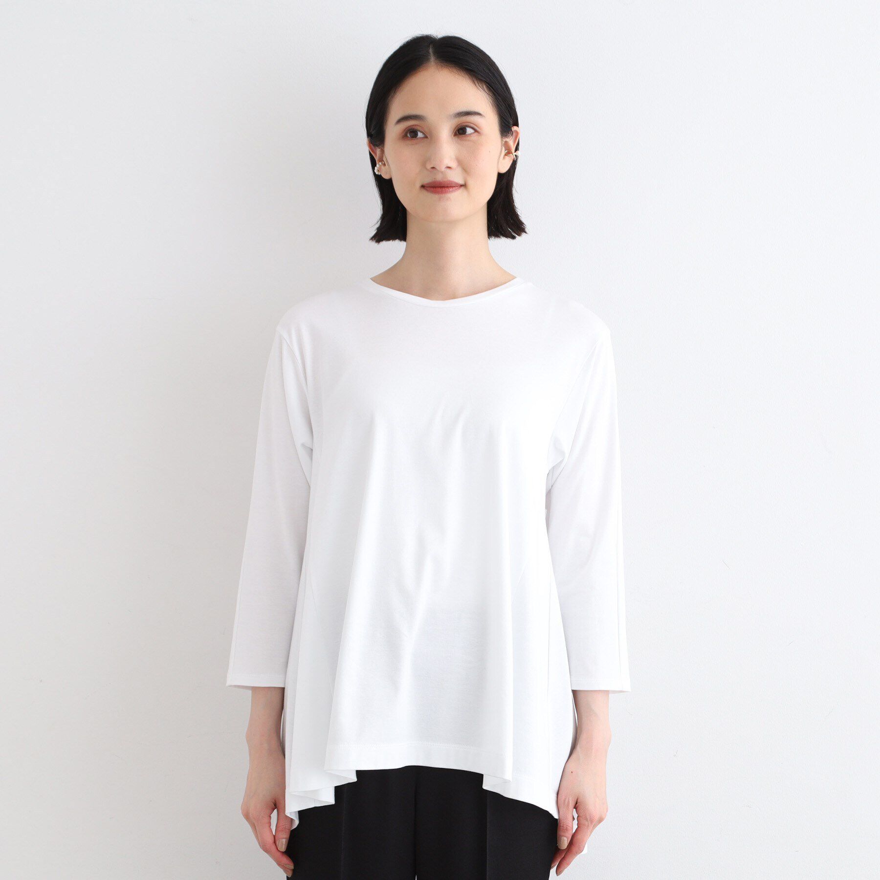 INDIVI「【洗える／キレイめ/日本製】バックフレア ロングTシャツ」|Tシャツ・カットソー|