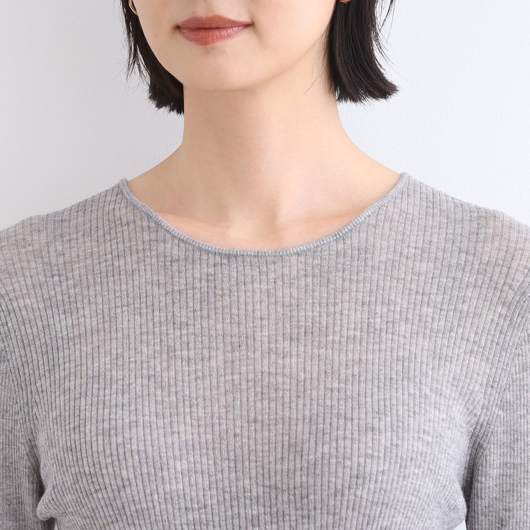 INDIVI「【洗える／ウール混／シアーラメ】ラウンドネックニット」|ニット・セーター|