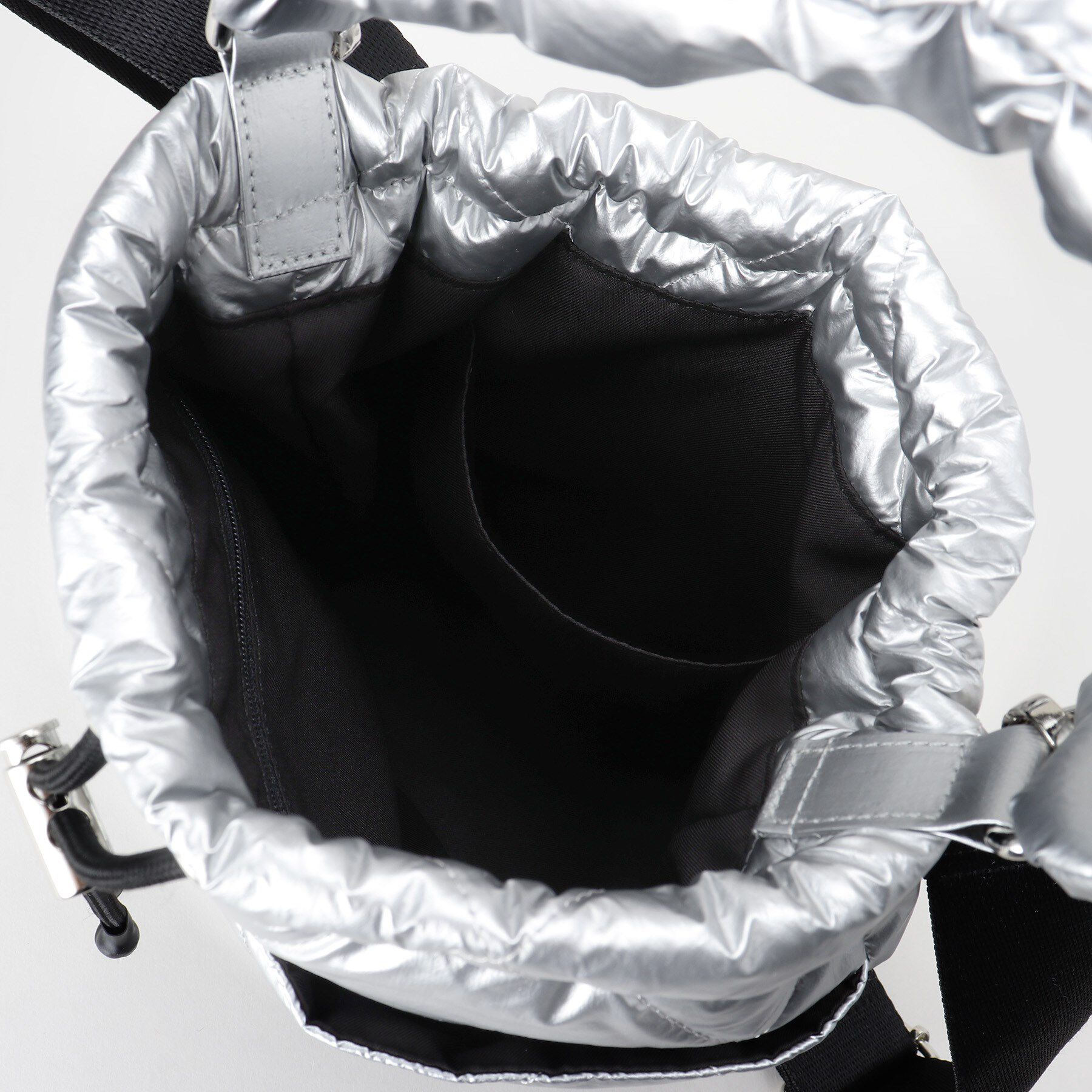 INDIVI「【大人カジュアル／ショルダー付】ふかふか巾着バッグ」|ハンドバッグ|