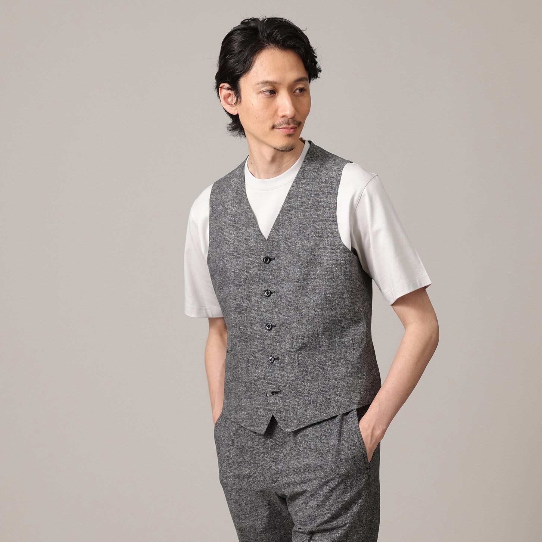 TAKEO KIKUCHI「【抗菌防臭／3ピース対応】COOL DOTS（R）ドビープリント ベスト」|ベスト・ジレ|ブラック(019)