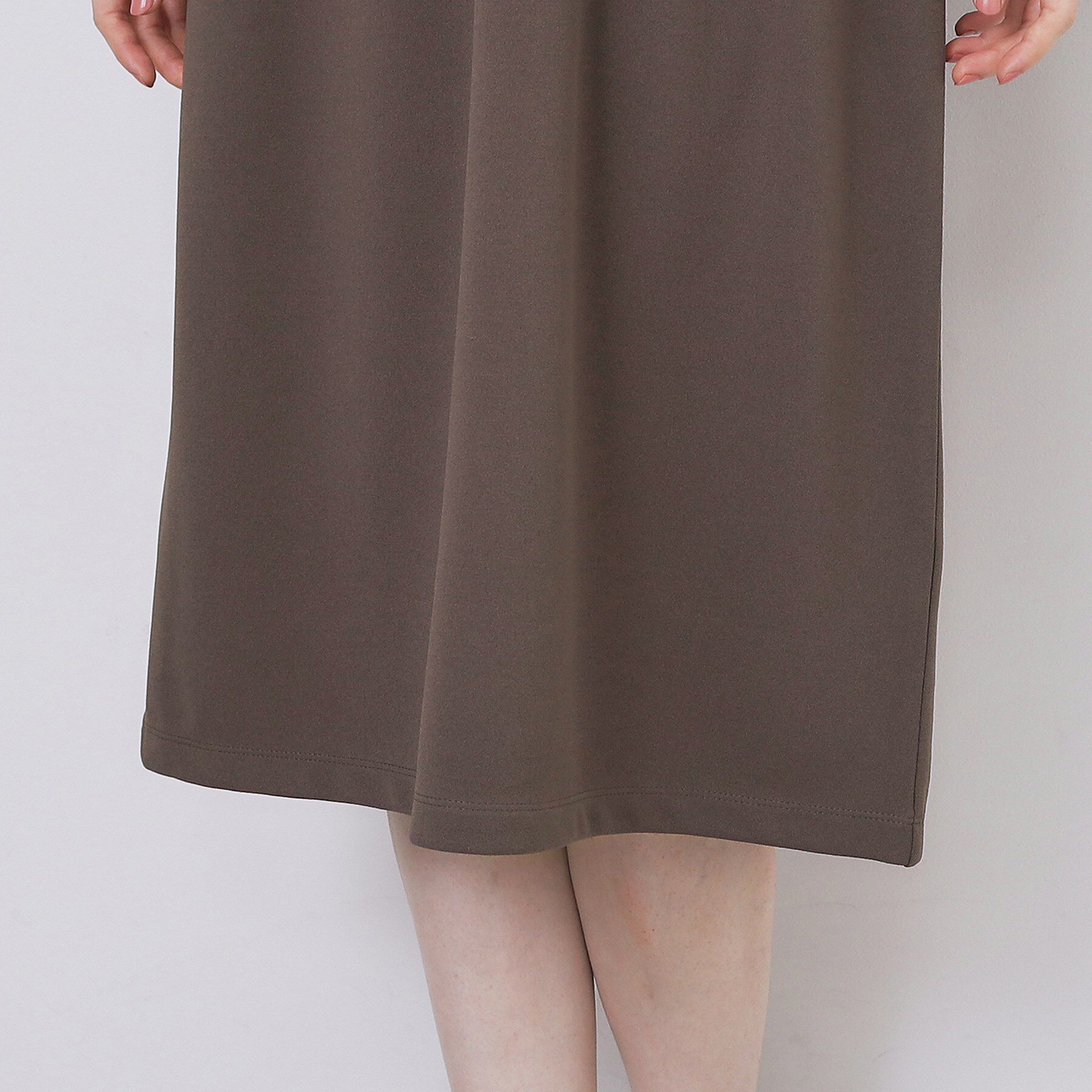 index「パール調ボタン付きキーネックワンピース【洗濯機OK】《S～3L》」|ワンピース|