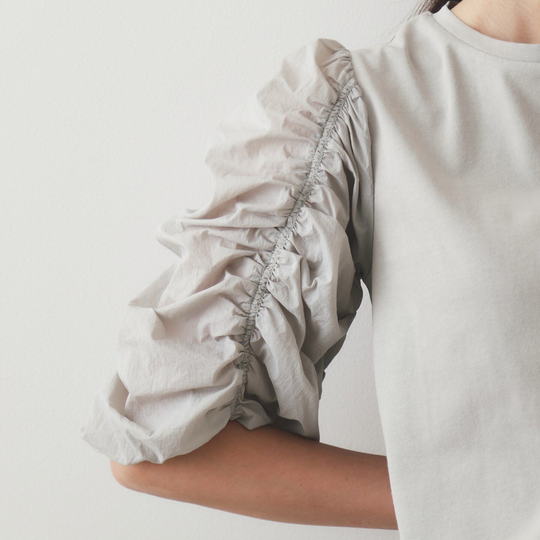 OPAQUE.CLIP「シアーシャーリングスリーブ ドッキングカットソー【洗濯機洗い可】」|Tシャツ・カットソー|