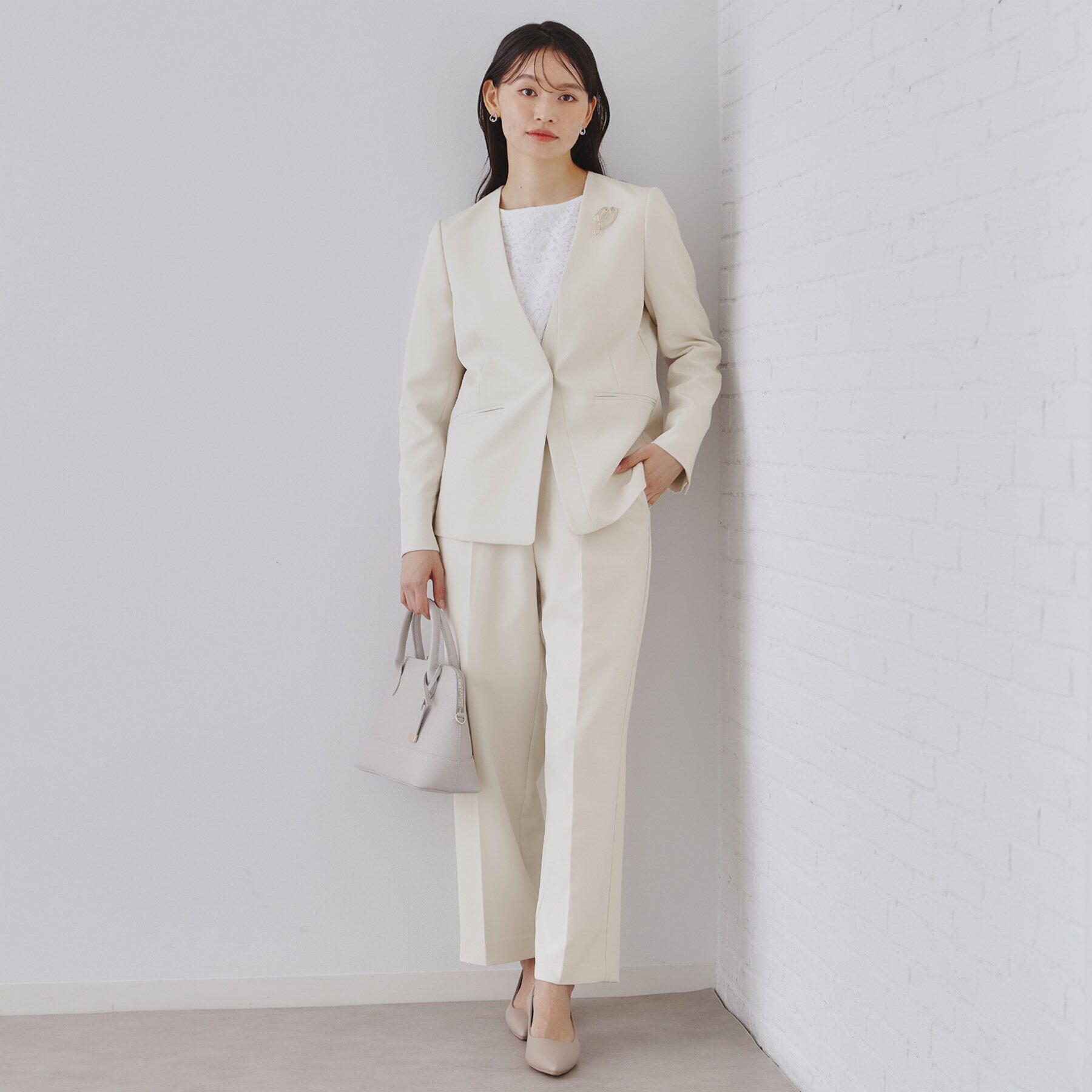 OPAQUE.CLIP「《通勤・セレモニー/セットアップ対応》Vネックジャケット/ダブルクロス【洗濯機洗い可】」|ノーカラージャケット|