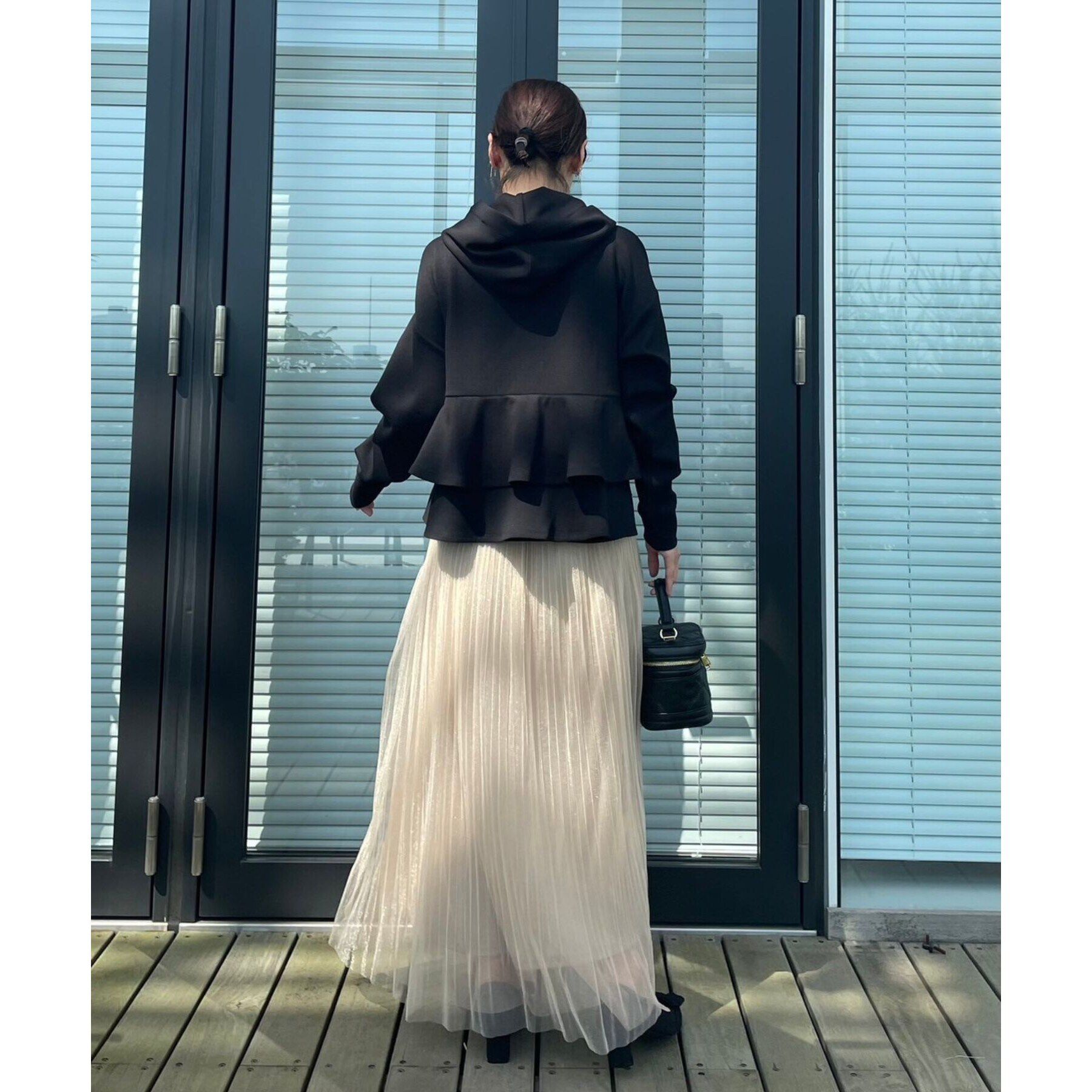 Couture broach「【洗える・オトナ可愛い】バックフリルダンボールフーディー」|パーカー|