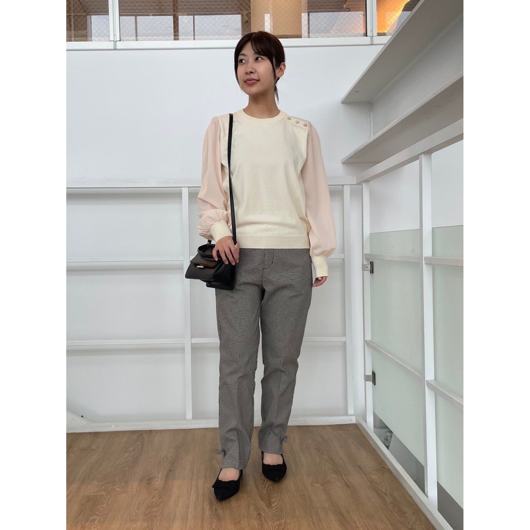 Couture broach「【大人レディなニット・通勤にも】飾り釦ドッキングスリーブニット」|ニット・セーター|