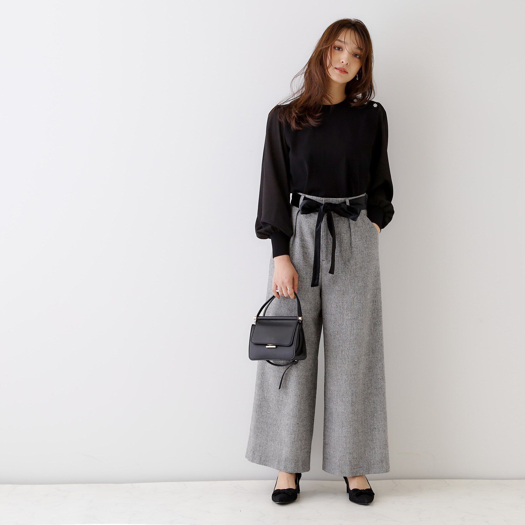 Couture broach「【大人レディなニット・通勤にも】飾り釦ドッキングスリーブニット」|ニット・セーター|